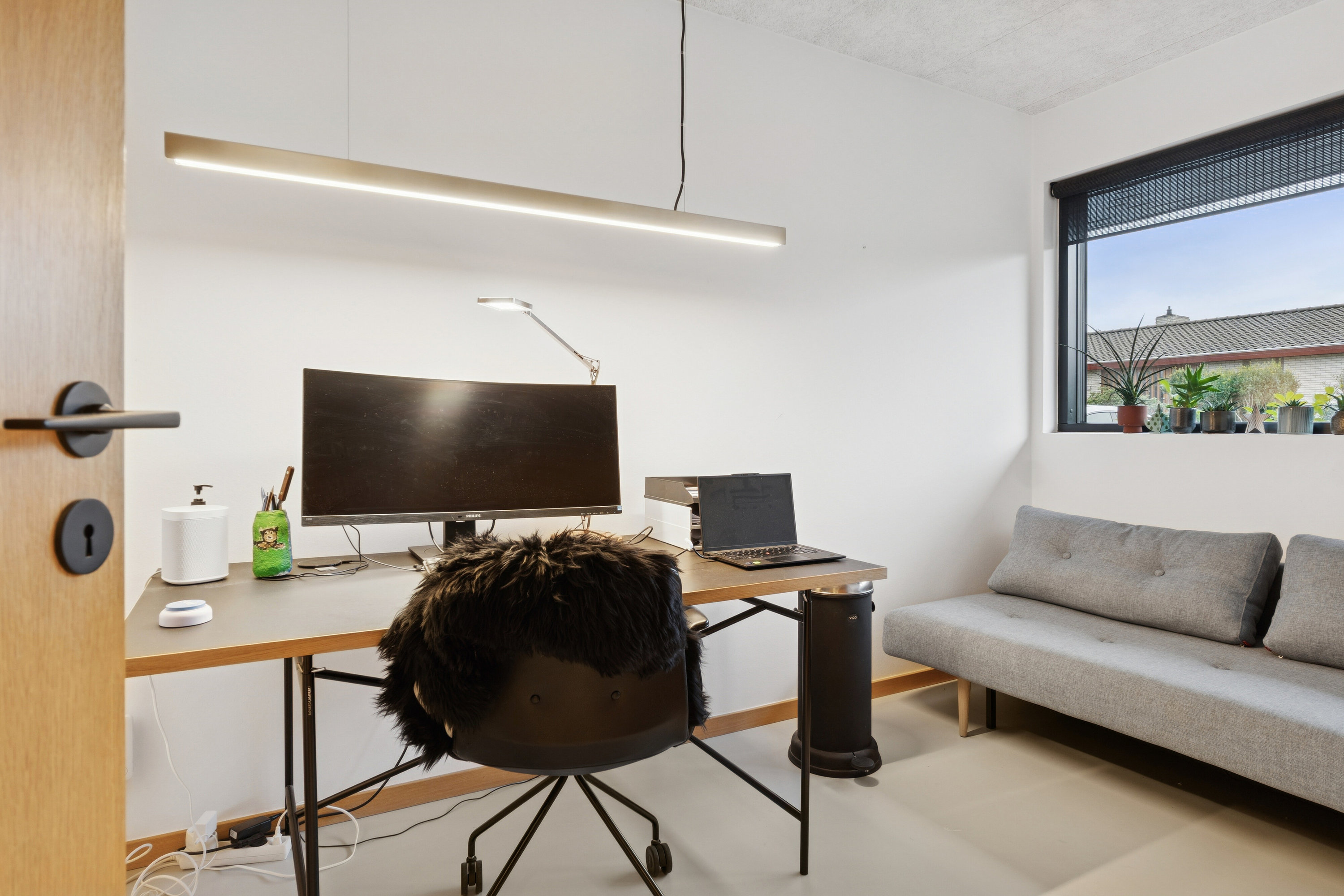 Fremhævet arbejdsværelse billede i fuldskærmstilstand. Billede af Søndervej 38A, 2830 Virum