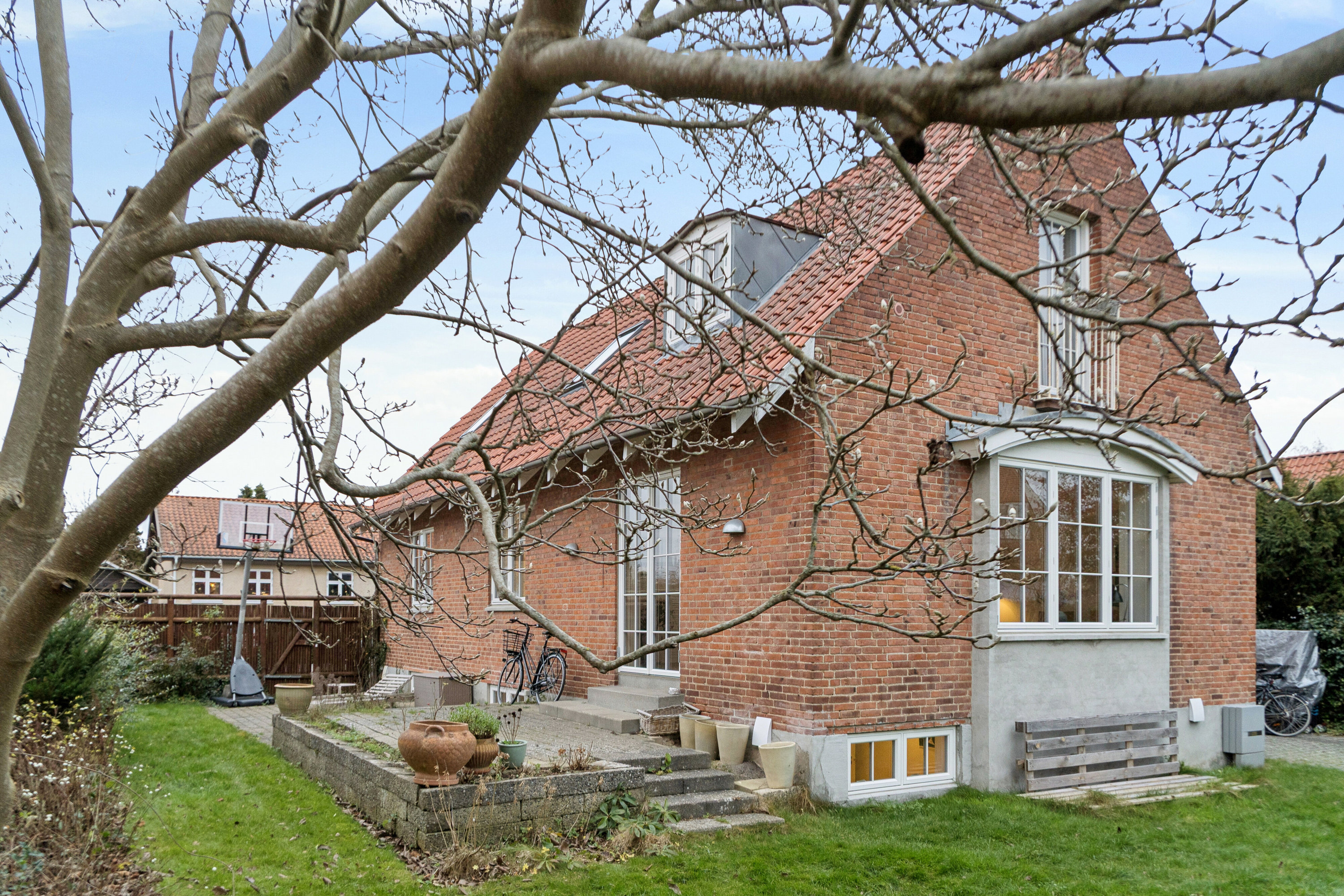 Miniaturebillede 1: set fra haven. Billede af Søndervej 21, 2830 Virum