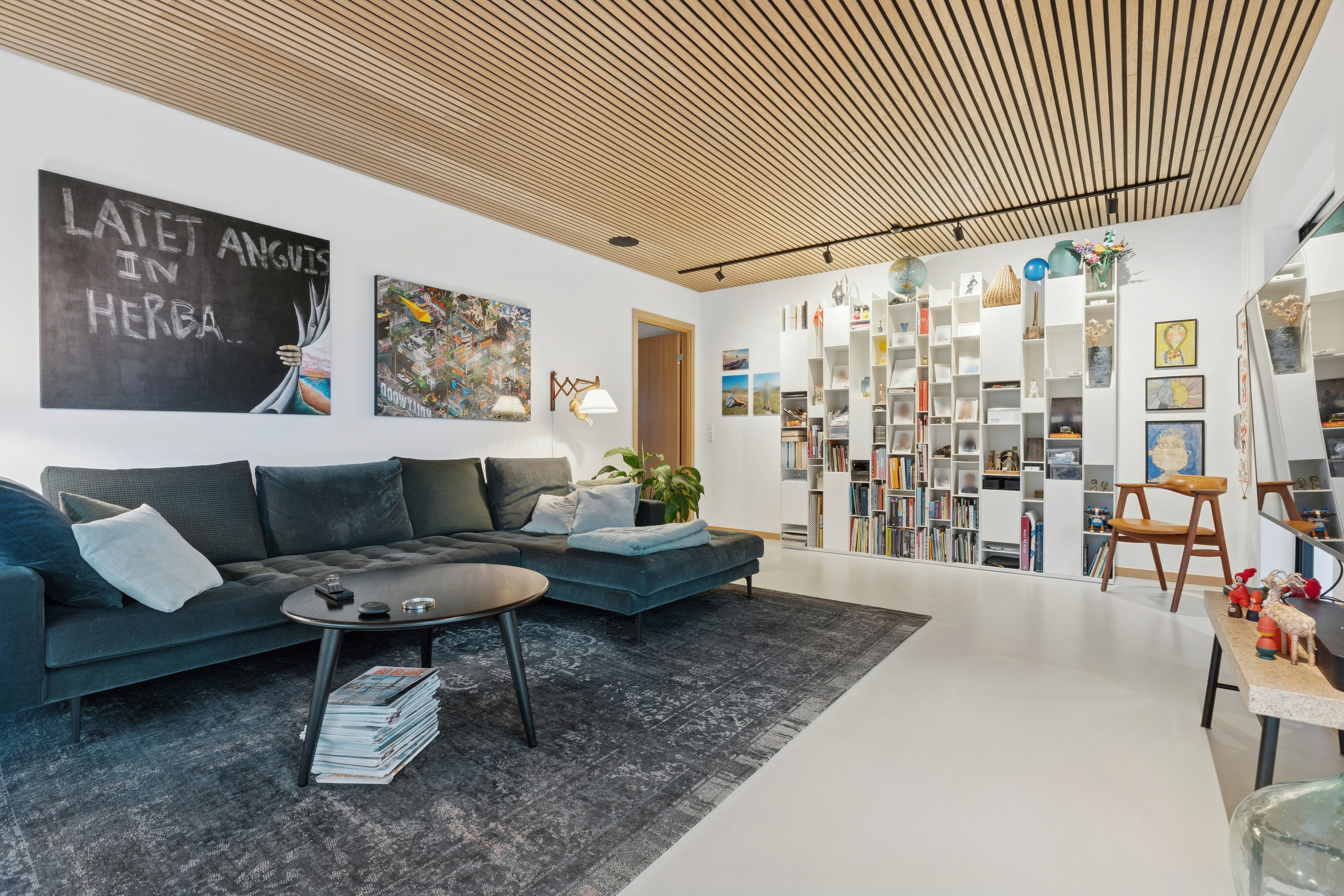 Fremhævet stue billede i fuldskærmstilstand. Billede af Søndervej 38A, 2830 Virum