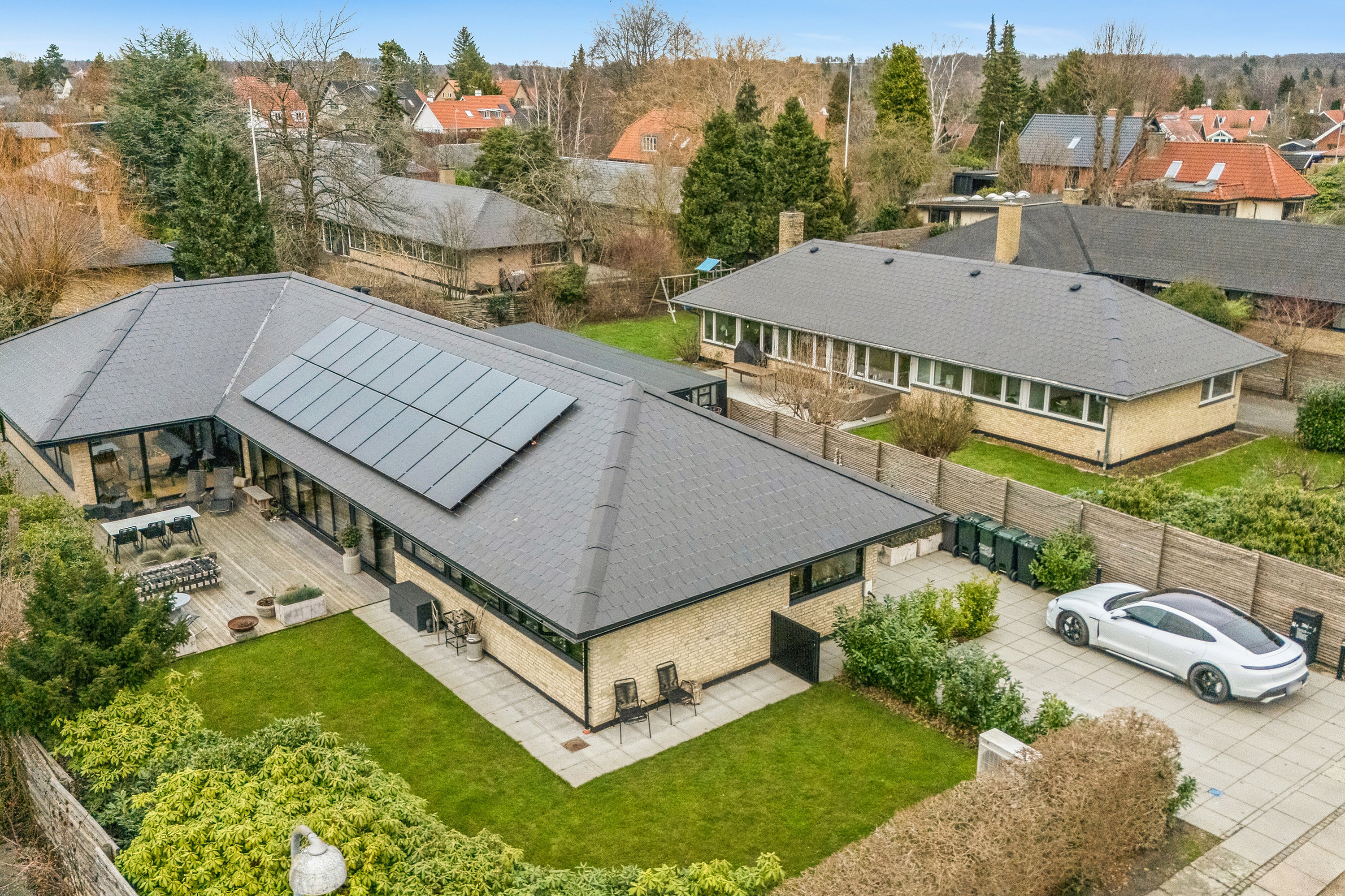 Fremhævet luftfoto billede i fuldskærmstilstand. Billede af Søndervej 38A, 2830 Virum