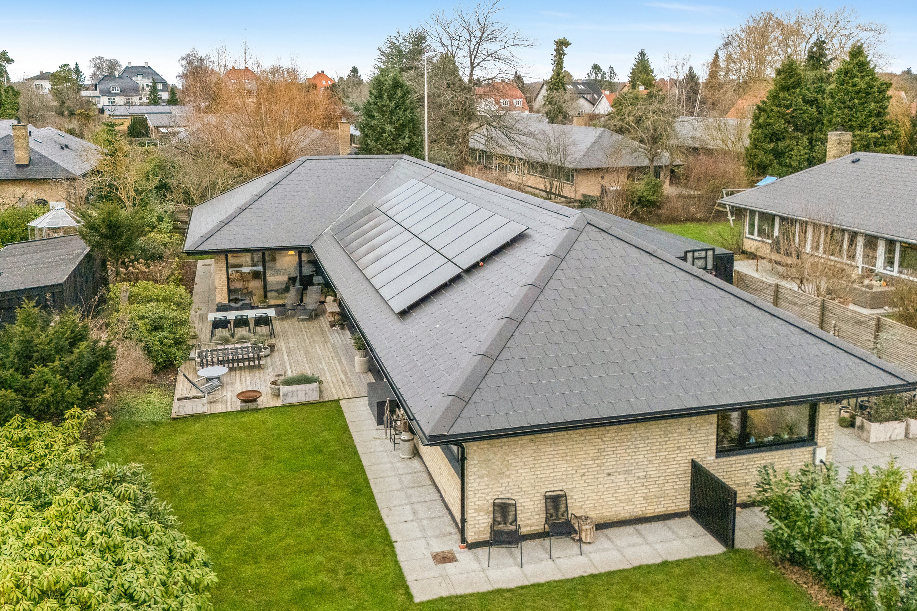 Fremhævet luftfoto billede i fuldskærmstilstand. Billede af Søndervej 38A, 2830 Virum