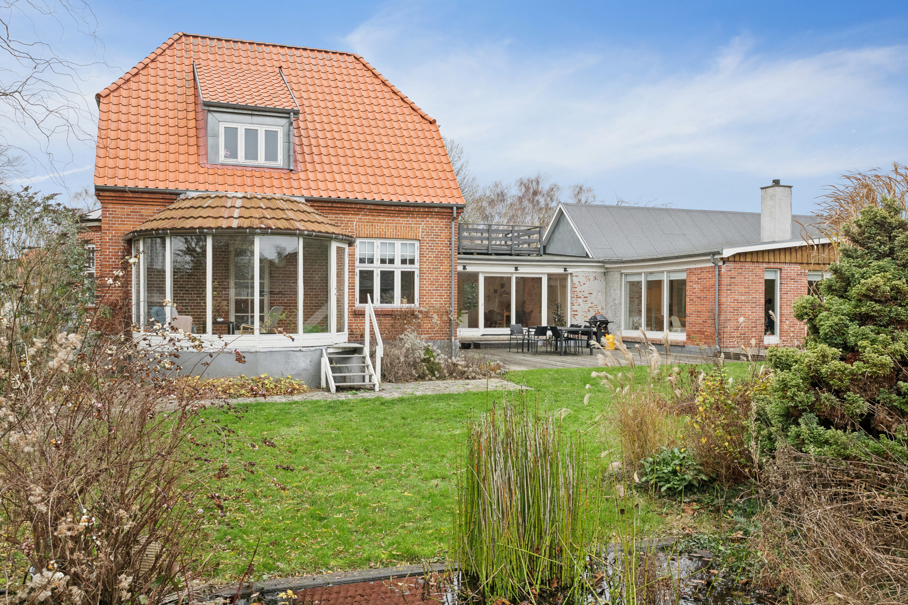 Fremhævet set fra haven billede i fuldskærmstilstand. Billede af Grundtvigs Alle 20, 4760 Vordingborg