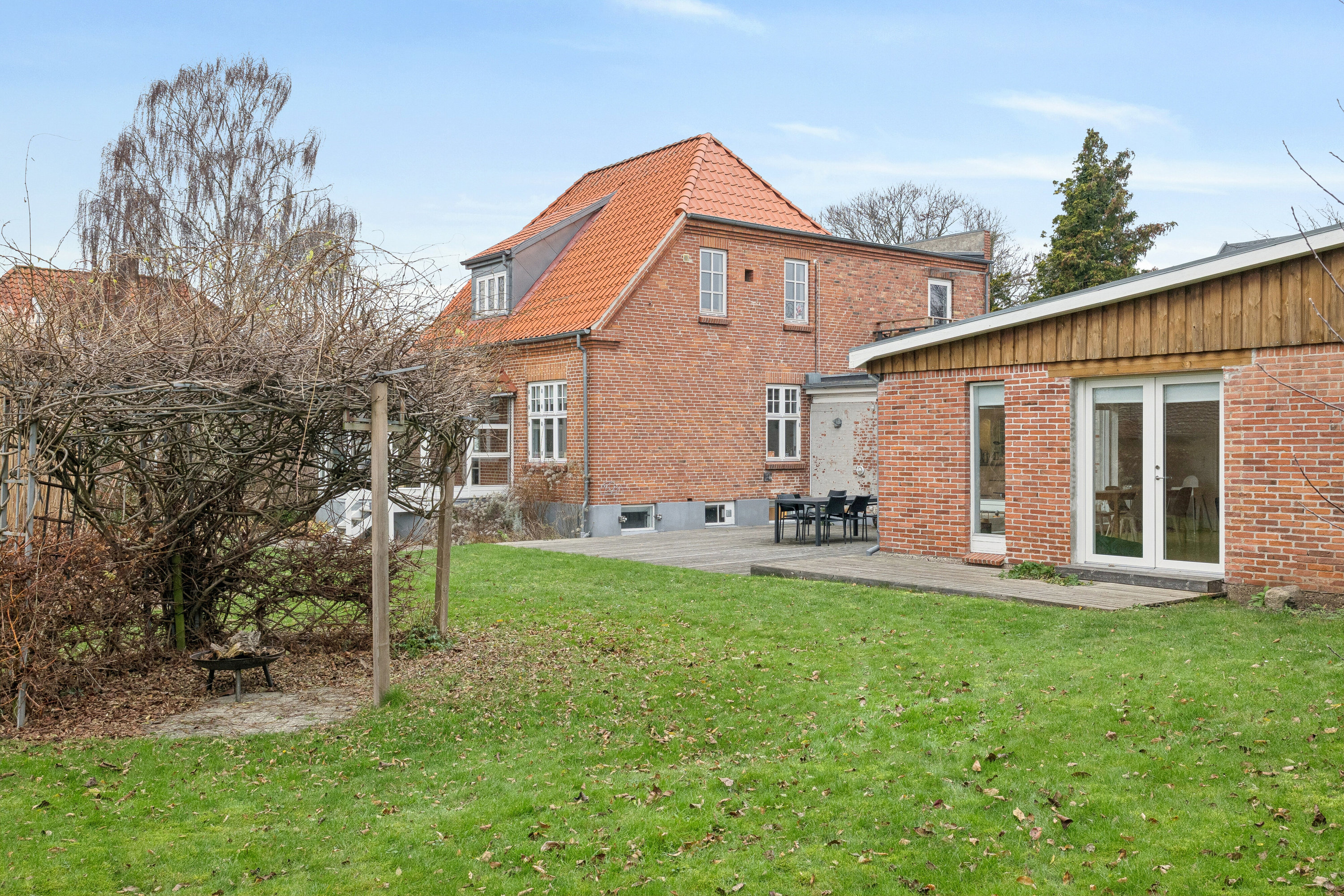 Miniaturebillede 2: set fra haven. Billede af Grundtvigs Alle 20, 4760 Vordingborg