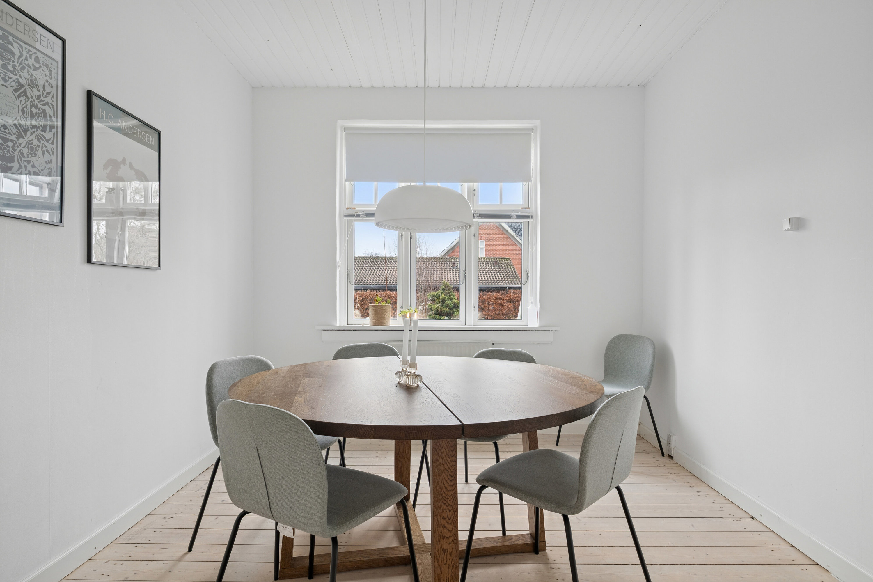 Fremhævet spisestue billede i fuldskærmstilstand. Billede af Grundtvigs Alle 20, 4760 Vordingborg