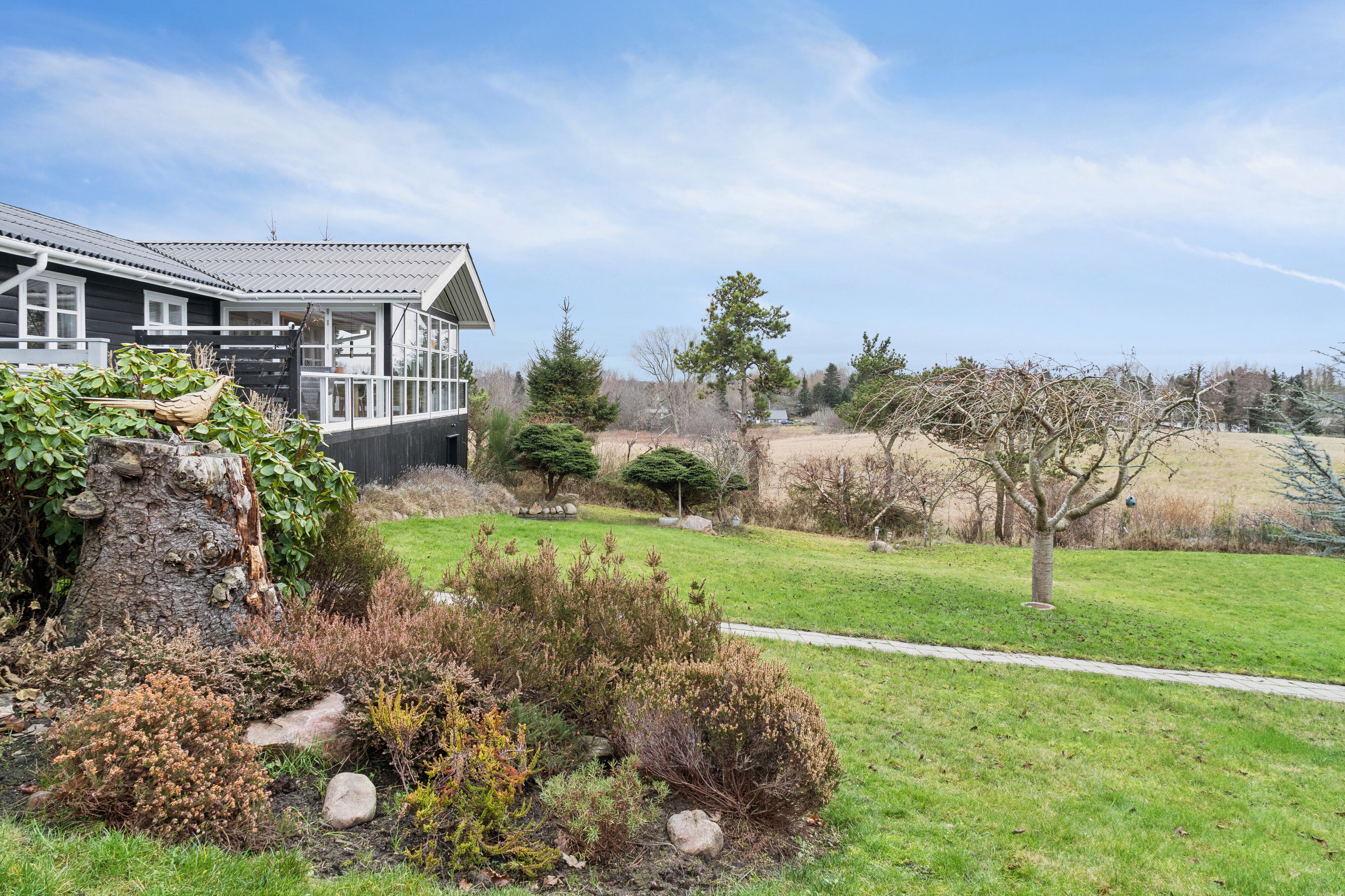 Fremhævet have billede i fuldskærmstilstand. Billede af Skadevænget 8, Vellerup, 4050 Skibby