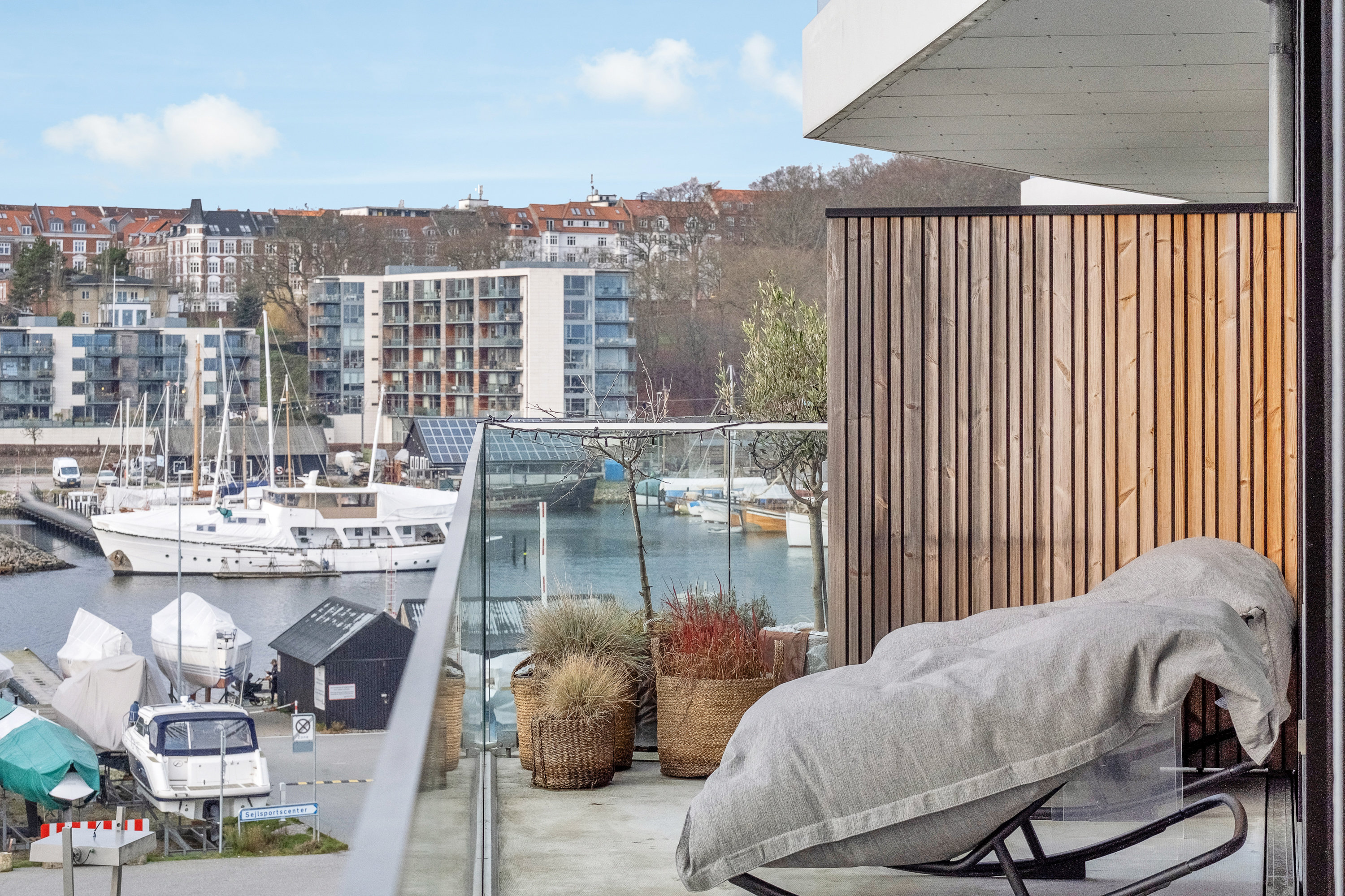 Fremhævet altan billede i fuldskærmstilstand. Billede af Esther Aggebos Gade 30, 3. 4., 8000 Aarhus C