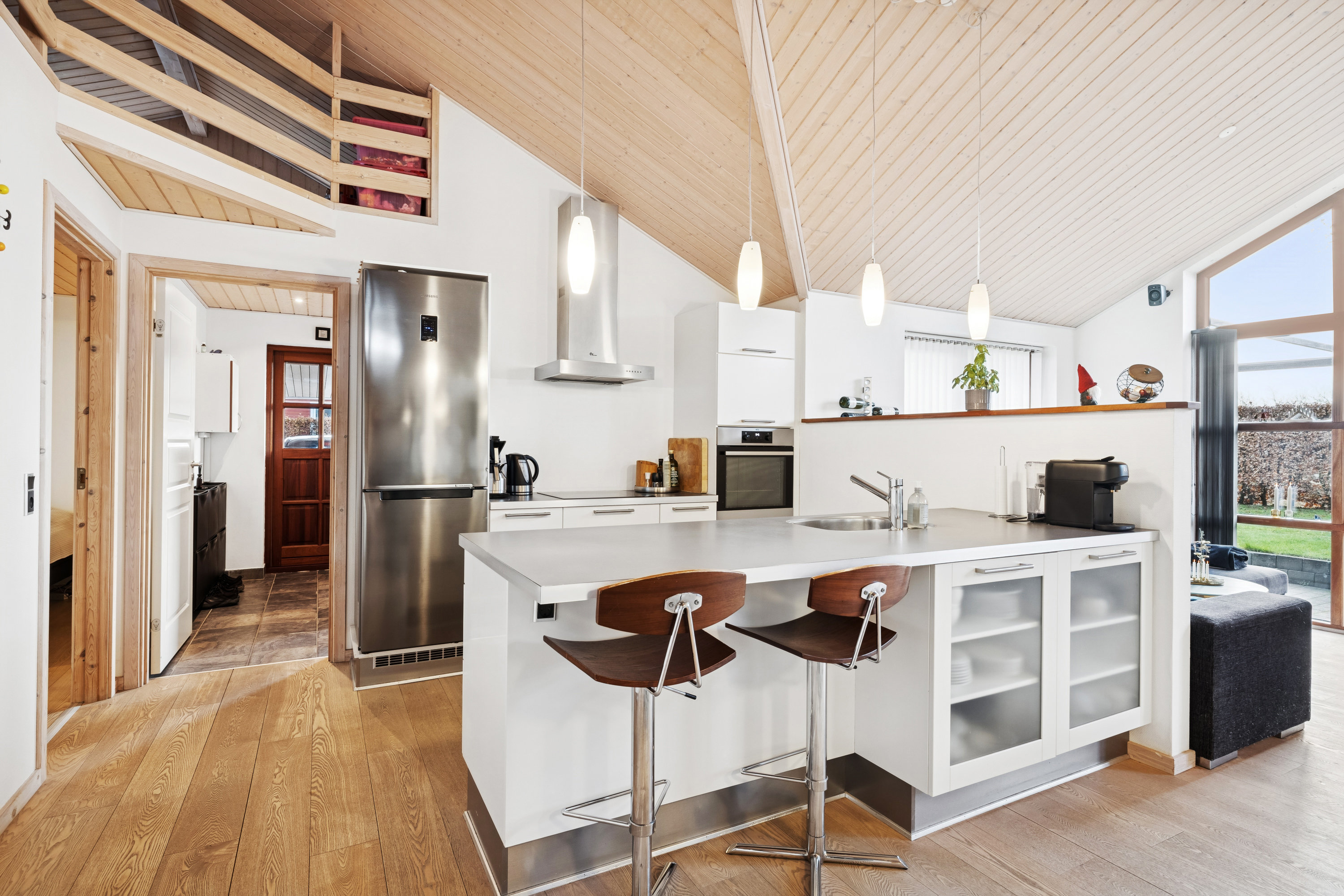 Fremhævet køkken billede i fuldskærmstilstand. Billede af Blålyngen 11, 7470 Karup J