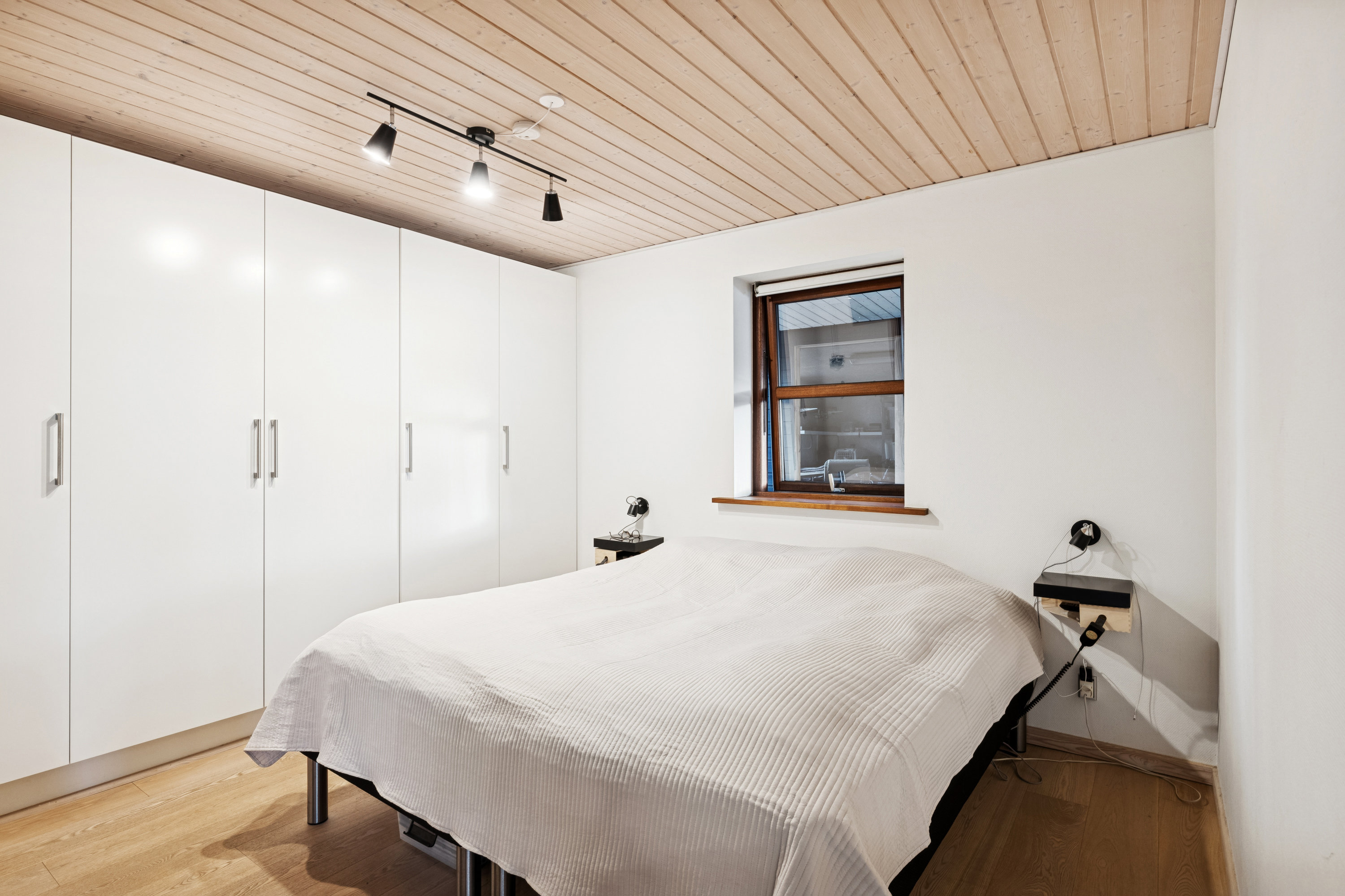 Fremhævet værelse billede i fuldskærmstilstand. Billede af Blålyngen 11, 7470 Karup J