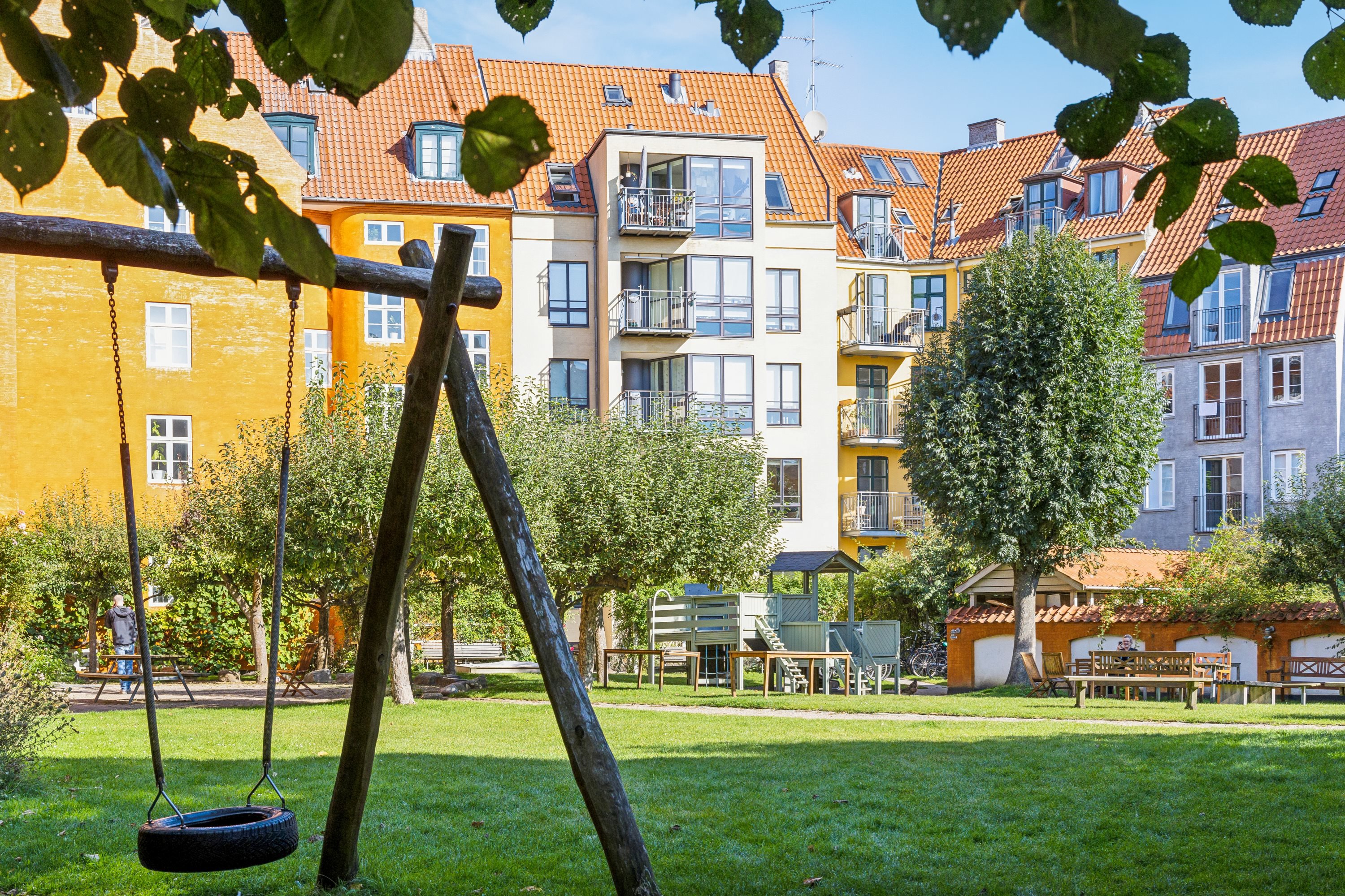 Fremhævet  billede i fuldskærmstilstand. Billede af Fiolstræde 28A, 2. th., 1171 København K