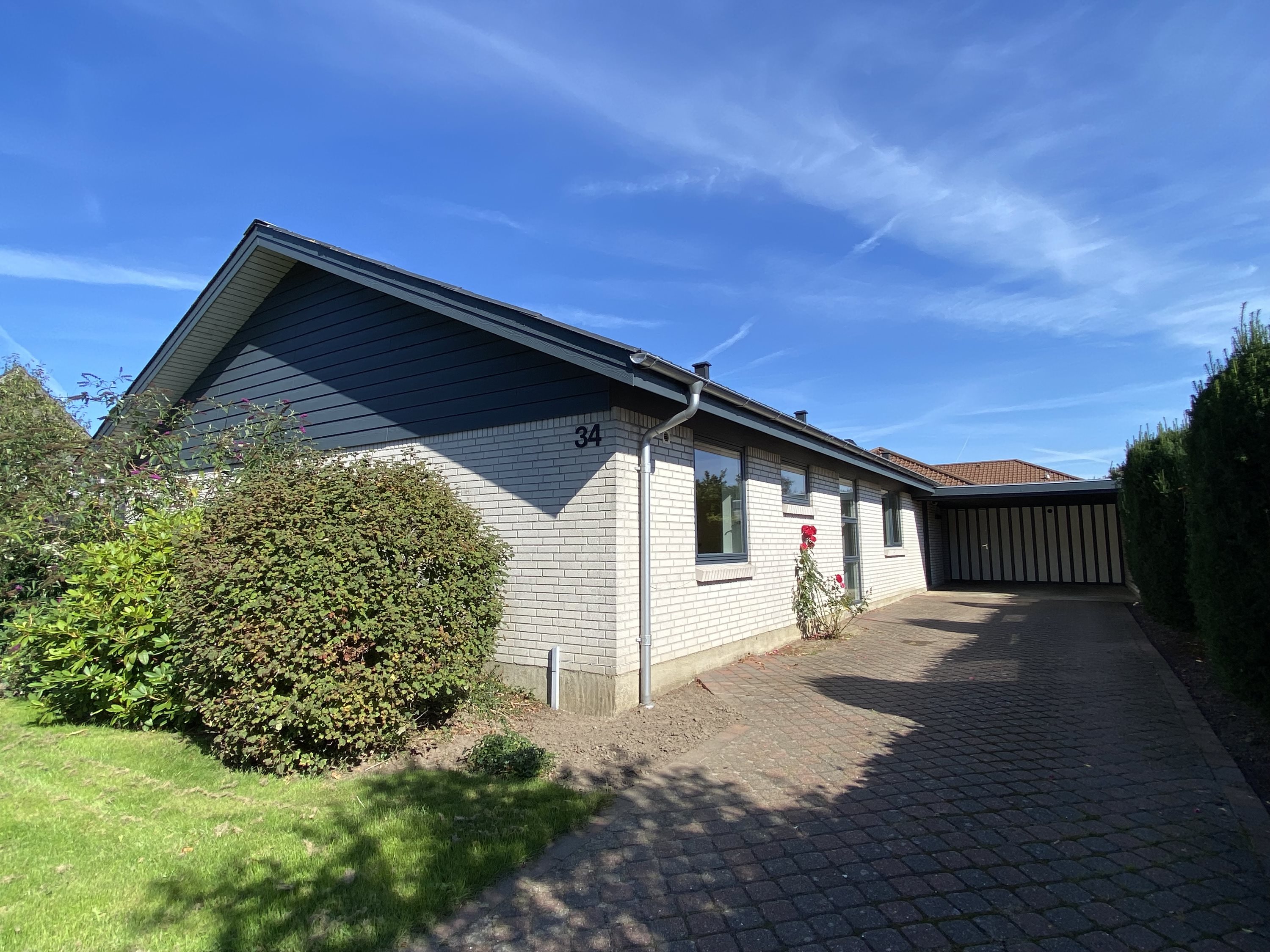 Miniaturebillede 1: ejendommen. Billede af Blomstervænget 34, Rindum, 6950 Ringkøbing