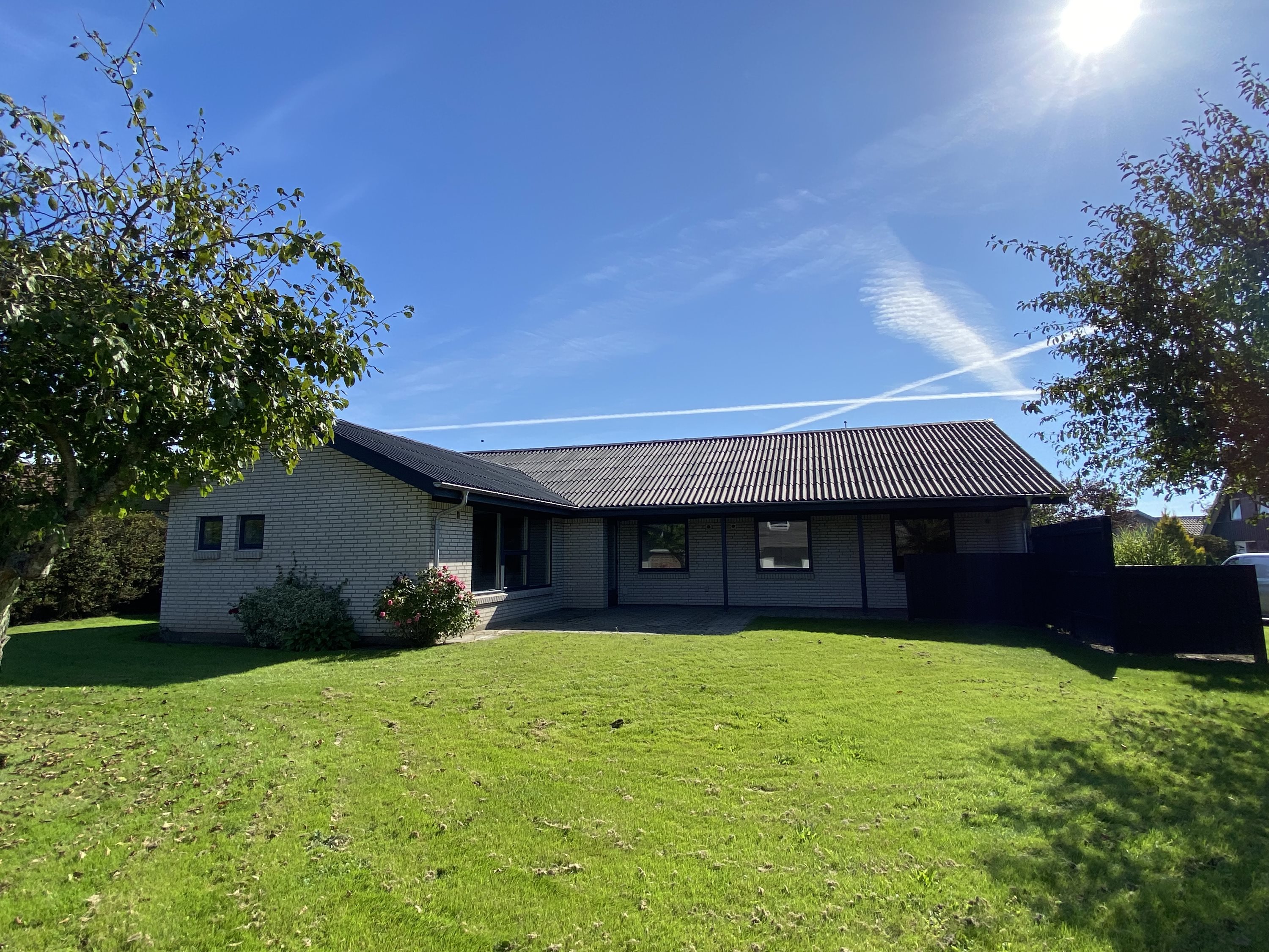 Fremhævet ejendommen billede i fuldskærmstilstand. Billede af Blomstervænget 34, Rindum, 6950 Ringkøbing