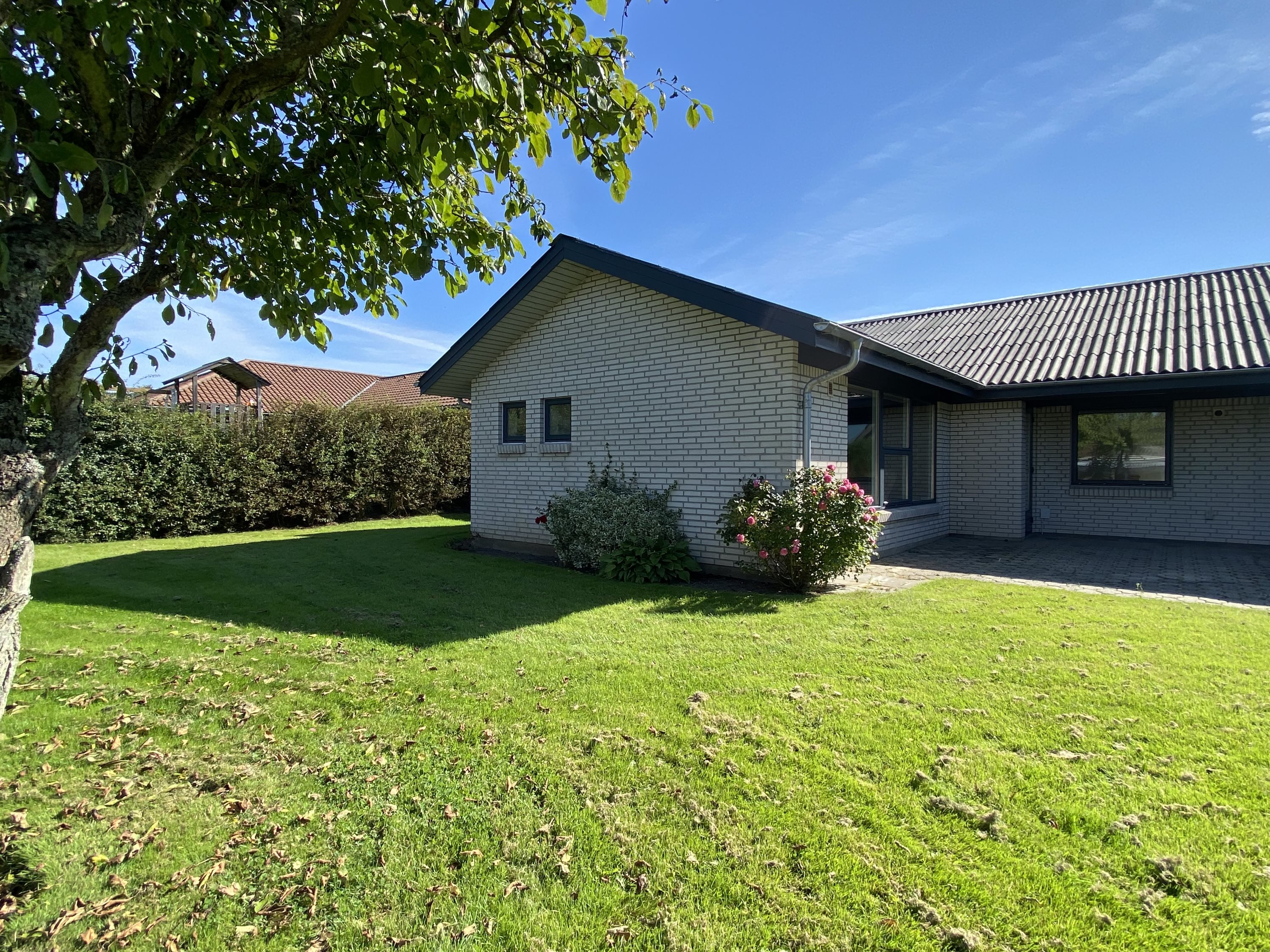 Fremhævet ejendommen billede i fuldskærmstilstand. Billede af Blomstervænget 34, Rindum, 6950 Ringkøbing