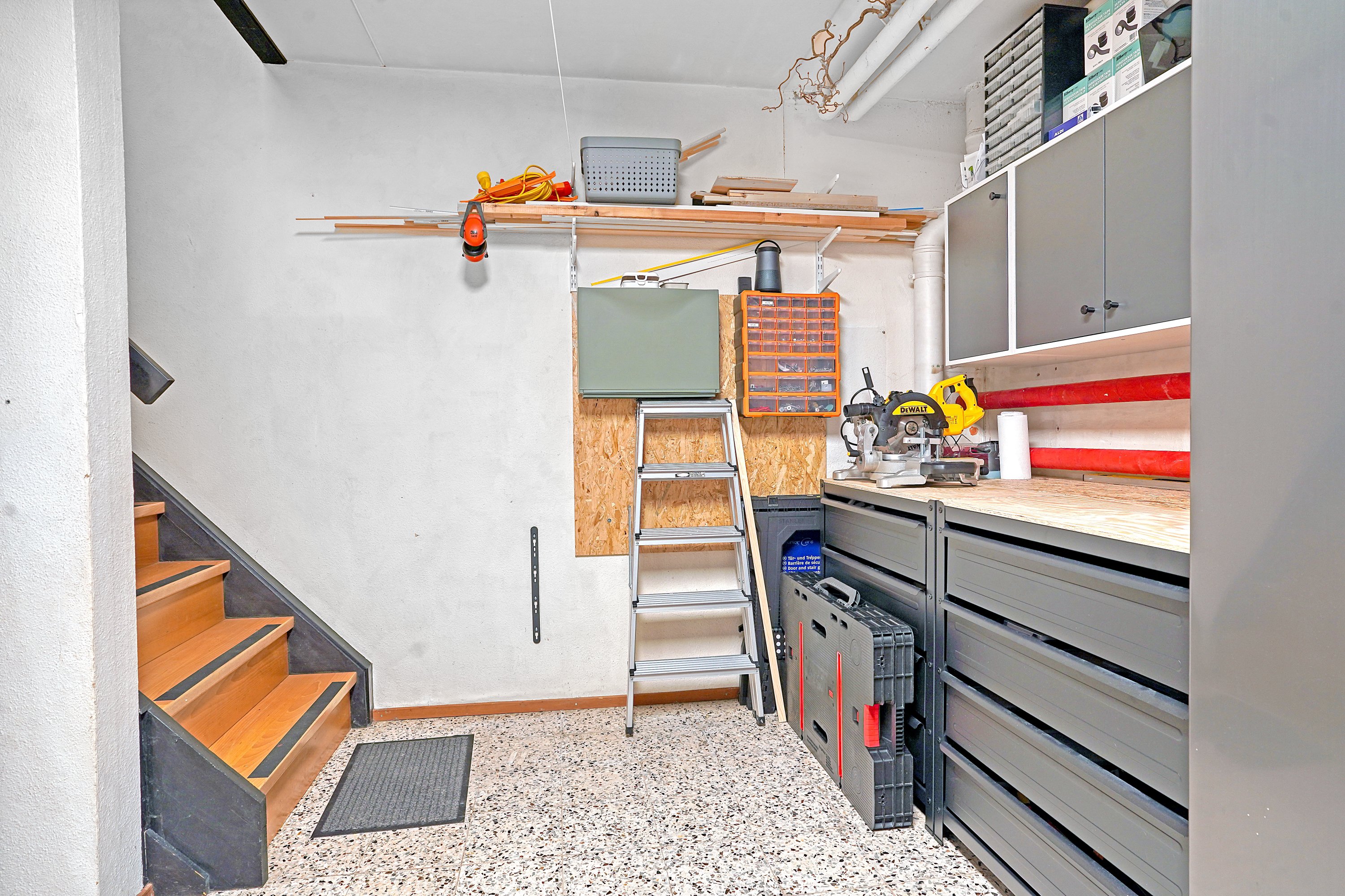 Fremhævet værksted billede i fuldskærmstilstand. Billede af Enevangen 118, 3450 Allerød