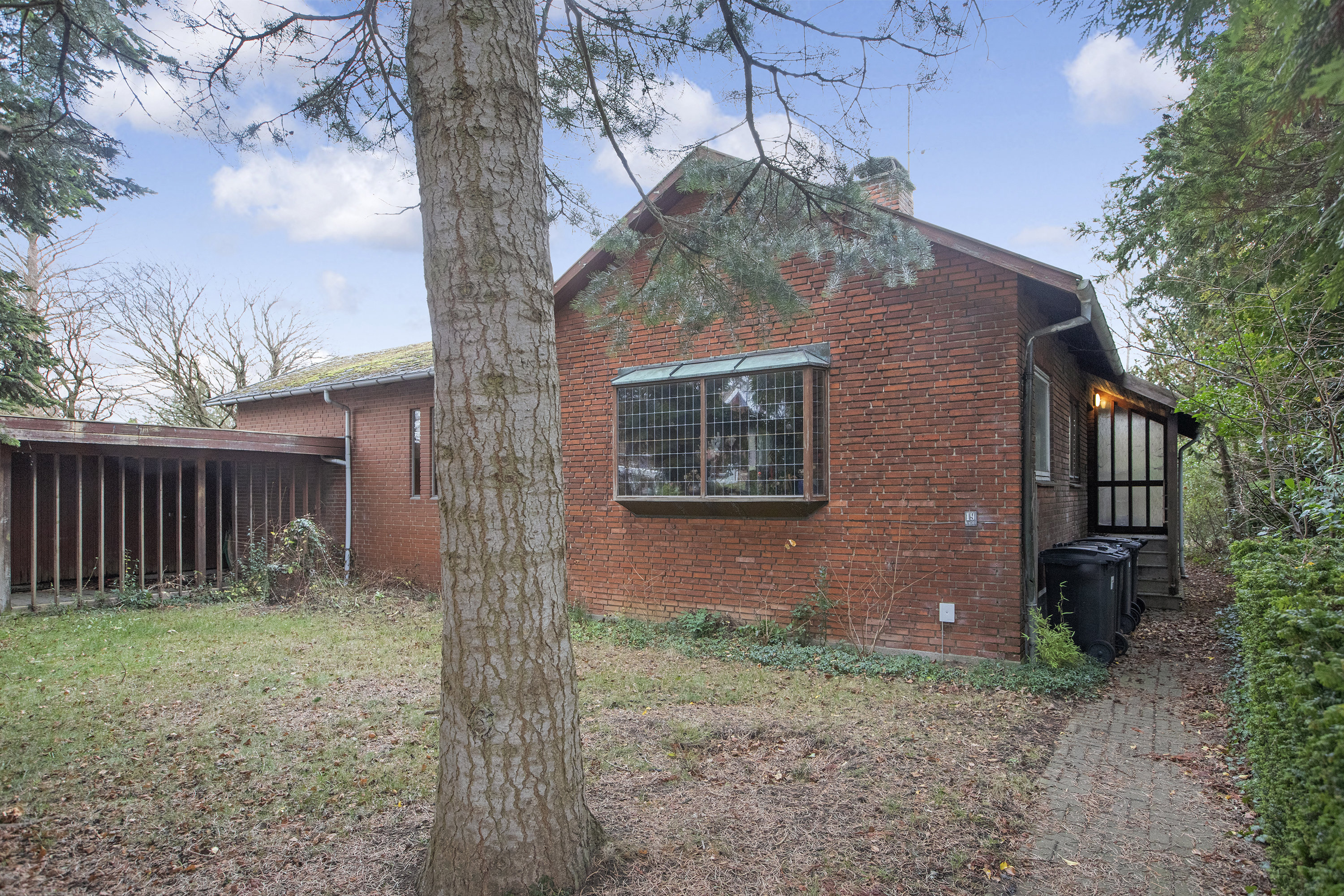 Miniaturebillede 2: set fra vejen. Billede af Jyttevej 19, 2740 Skovlunde