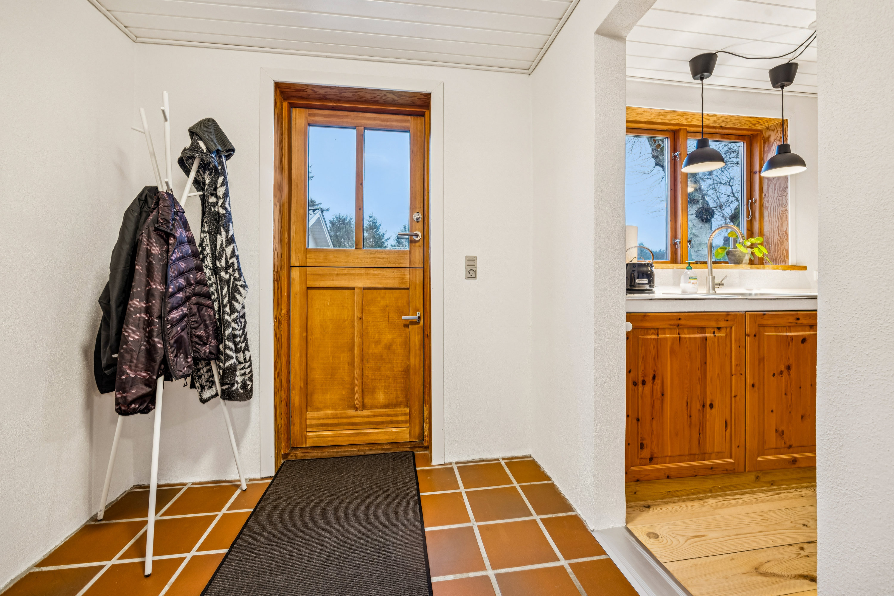 Fremhævet entré billede i fuldskærmstilstand. Billede af Strandvejen 52, Tranum, 9460 Brovst