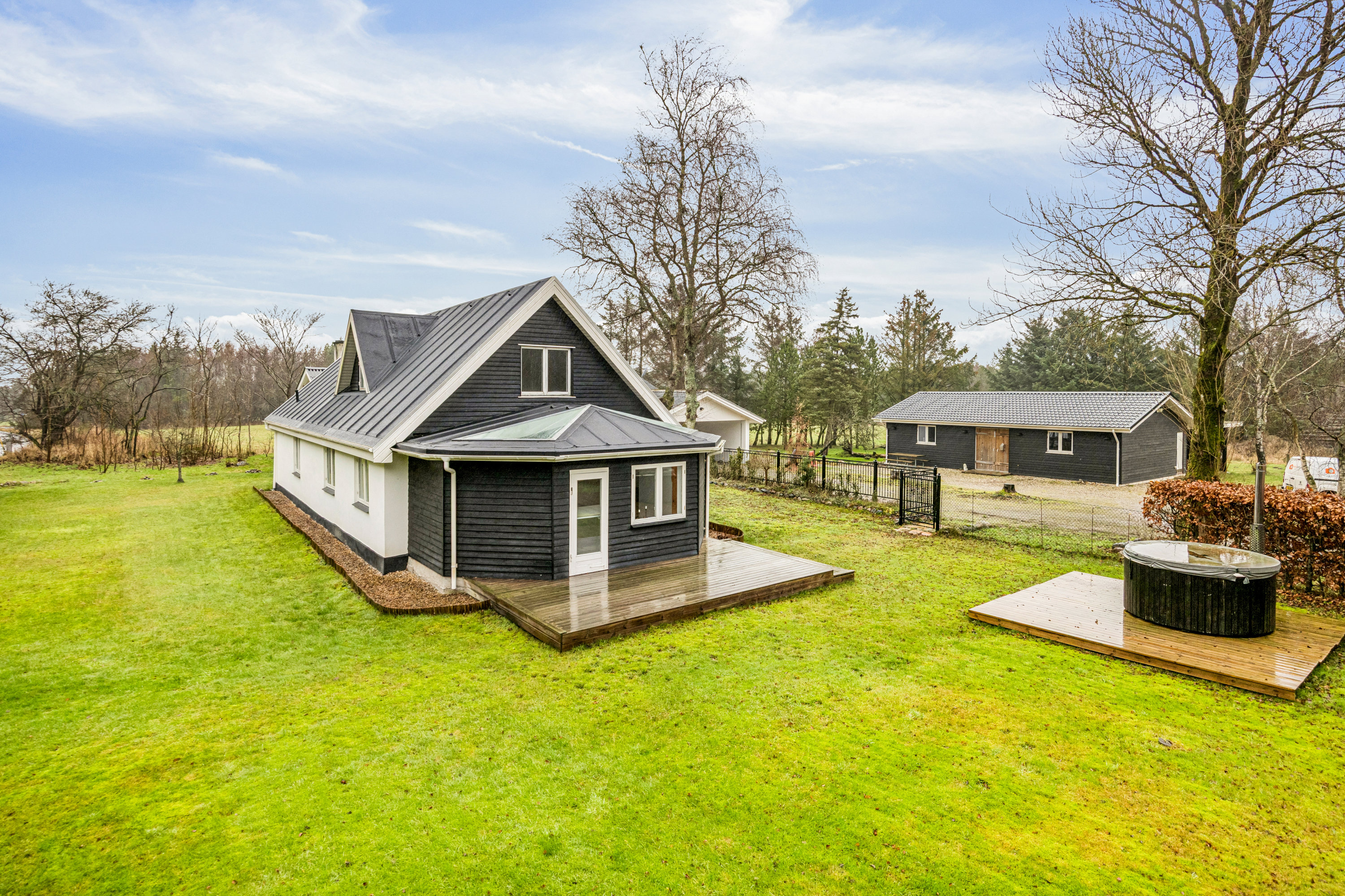 Fremhævet andet billede i fuldskærmstilstand. Billede af Strandvejen 52, Tranum, 9460 Brovst