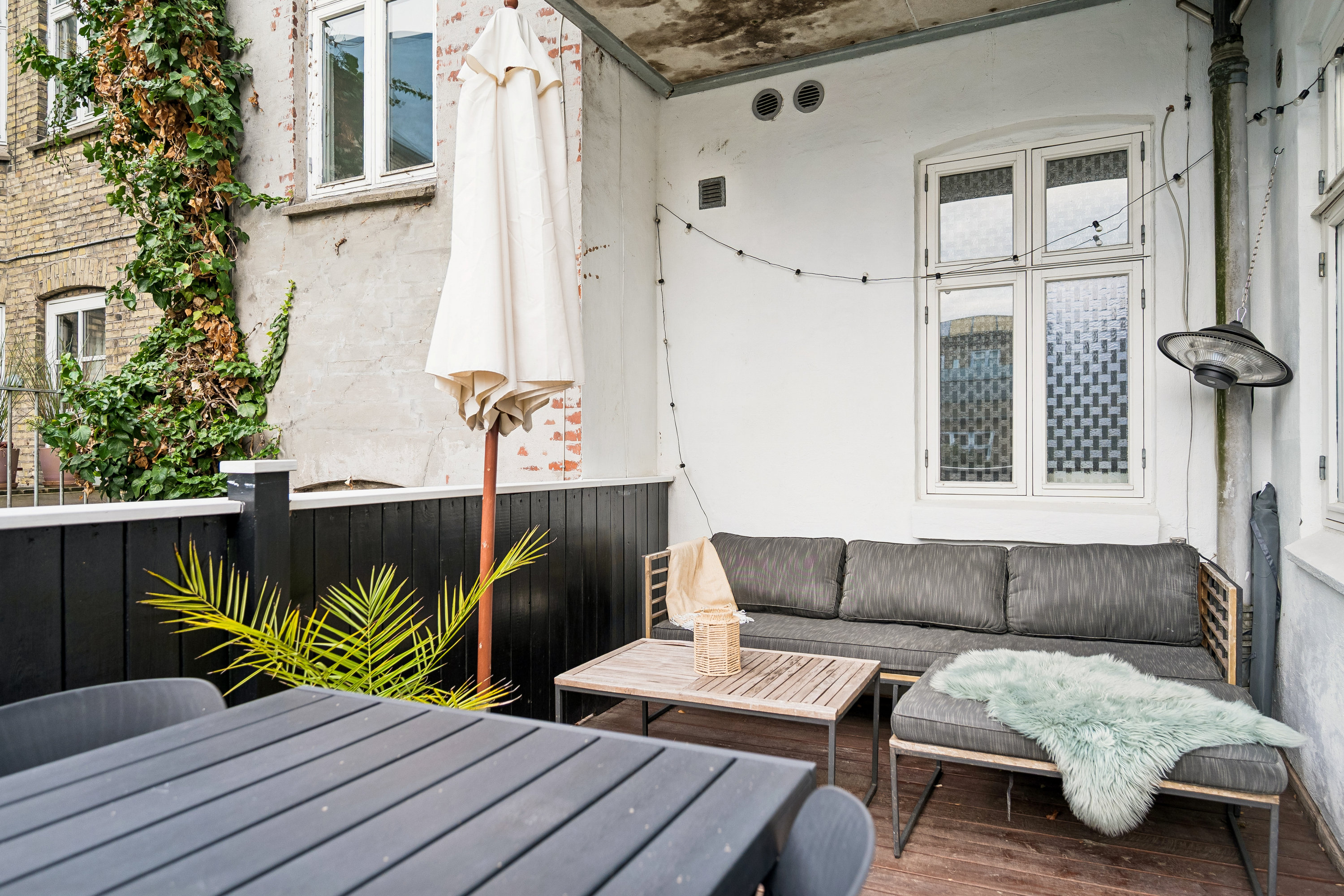 Fremhævet terrasse billede i fuldskærmstilstand. Billede af Nørregade 59, 1., 8000 Aarhus C