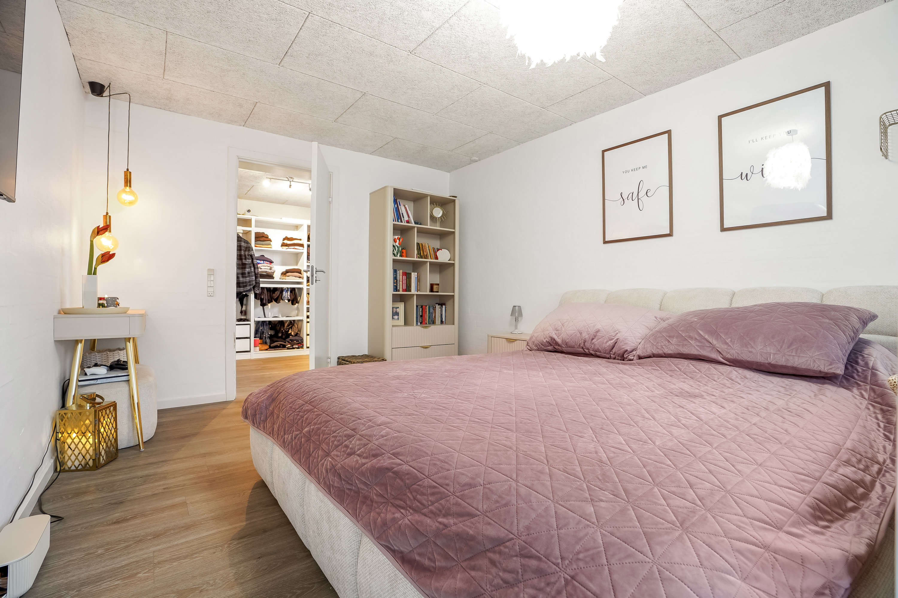 Fremhævet værelse billede i fuldskærmstilstand. Billede af Søndervold 108, 7200 Grindsted