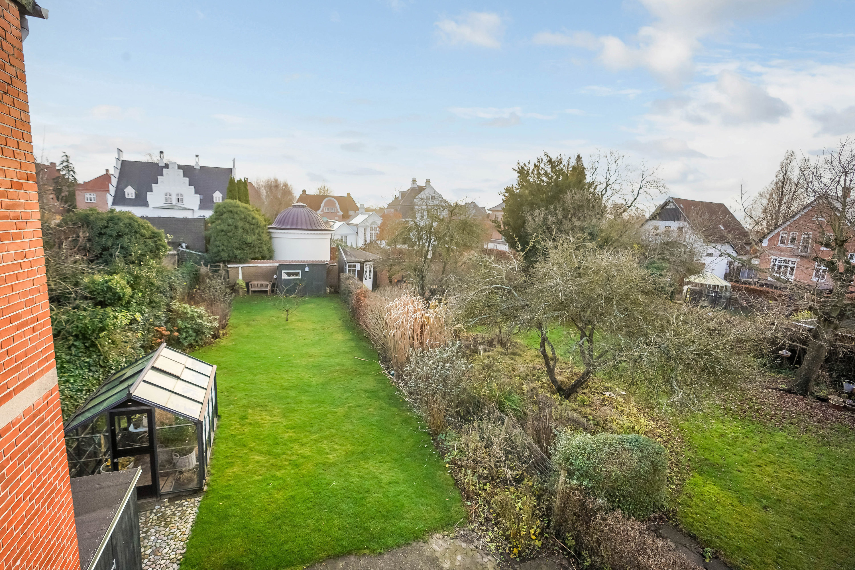 Fremhævet have billede i fuldskærmstilstand. Billede af Kastanievej 12, 1., 5230 Odense M