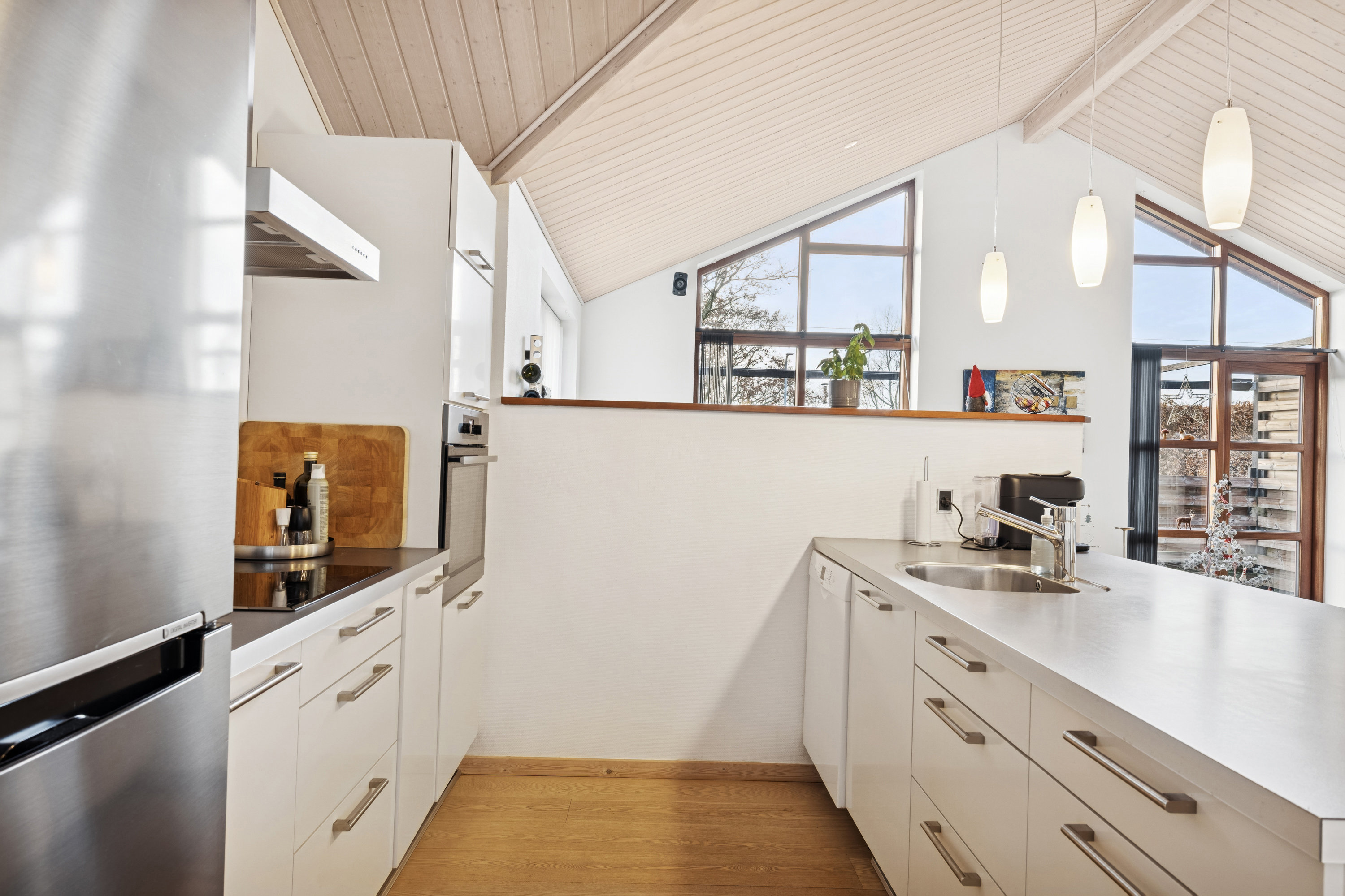 Fremhævet køkken billede i fuldskærmstilstand. Billede af Blålyngen 11, 7470 Karup J