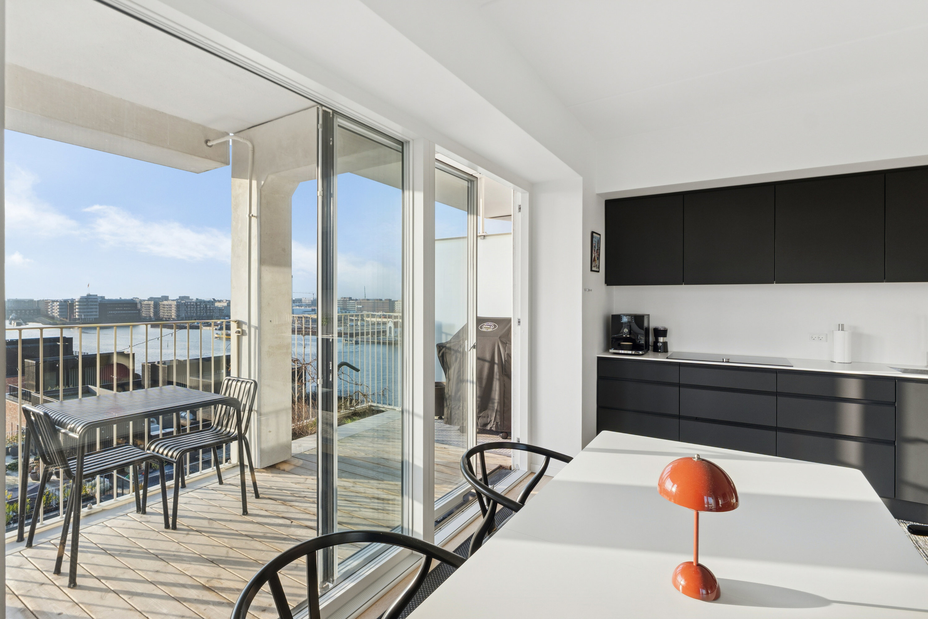 Fremhævet spisestue billede i fuldskærmstilstand. Billede af Islands Brygge 92, 6. 3., 2300 København S