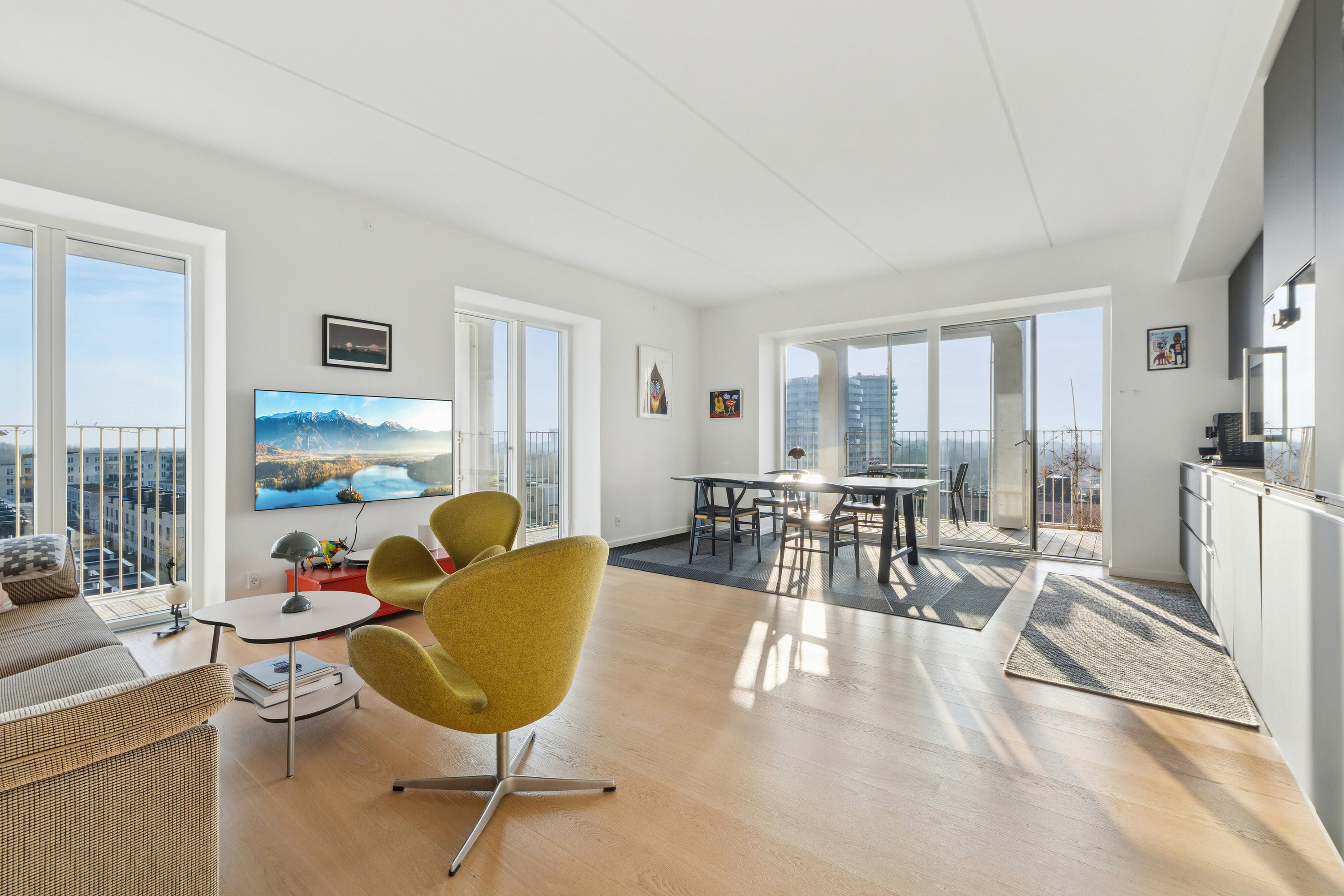 Fremhævet stue billede i fuldskærmstilstand. Billede af Islands Brygge 92, 6. 3., 2300 København S