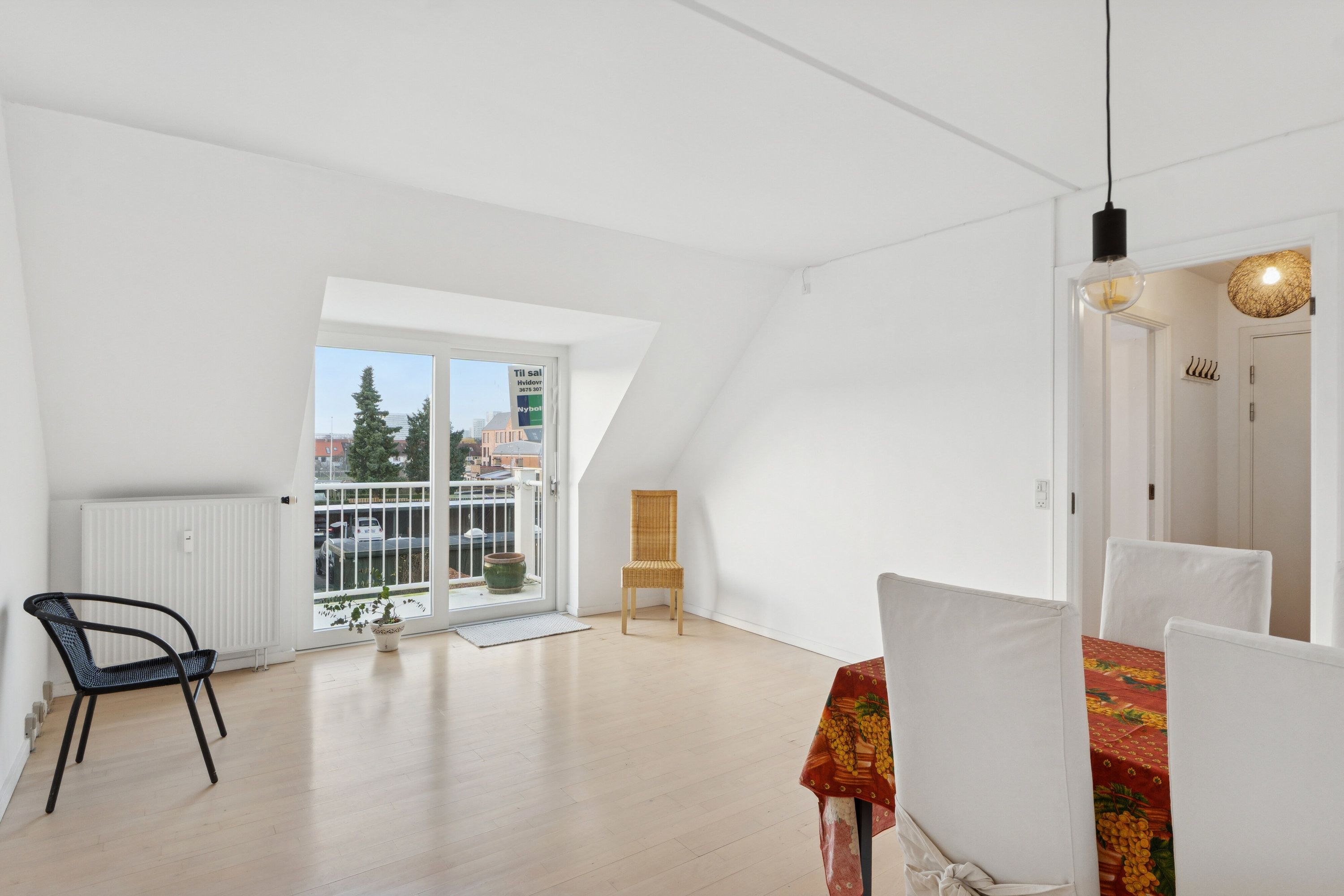 Fremhævet stue billede i fuldskærmstilstand. Billede af Bolystvej 1D, 2. tv., 2650 Hvidovre