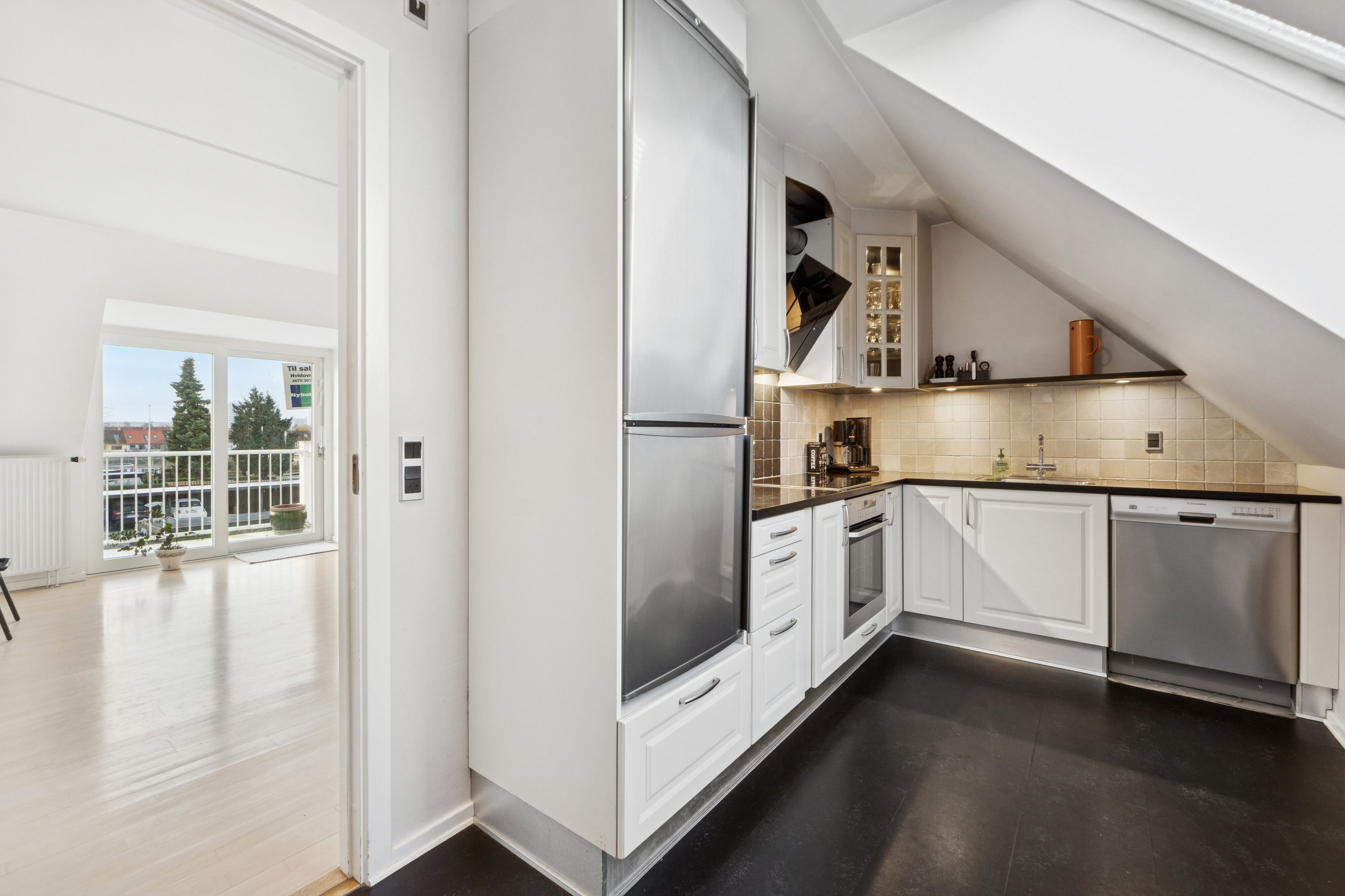Fremhævet køkken billede i fuldskærmstilstand. Billede af Bolystvej 1D, 2. tv., 2650 Hvidovre