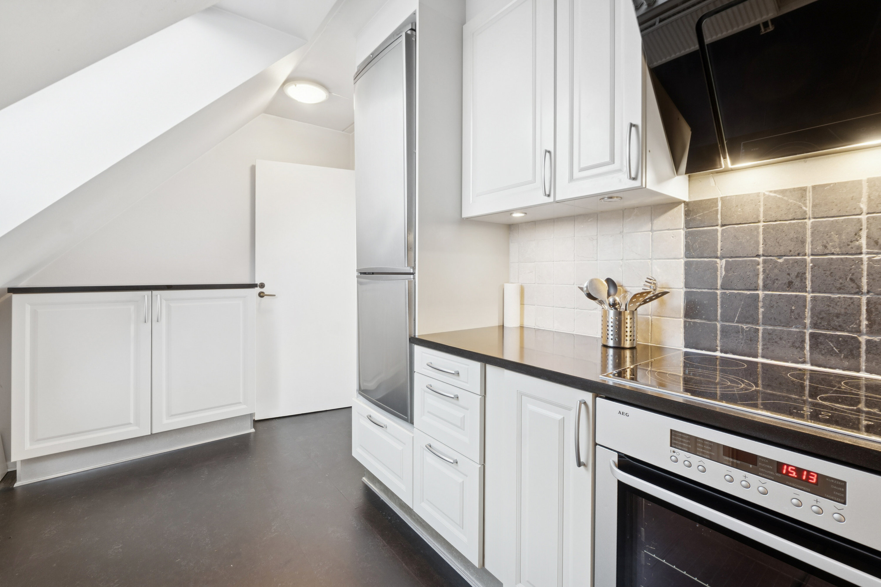 Fremhævet køkken billede i fuldskærmstilstand. Billede af Bolystvej 1D, 2. tv., 2650 Hvidovre