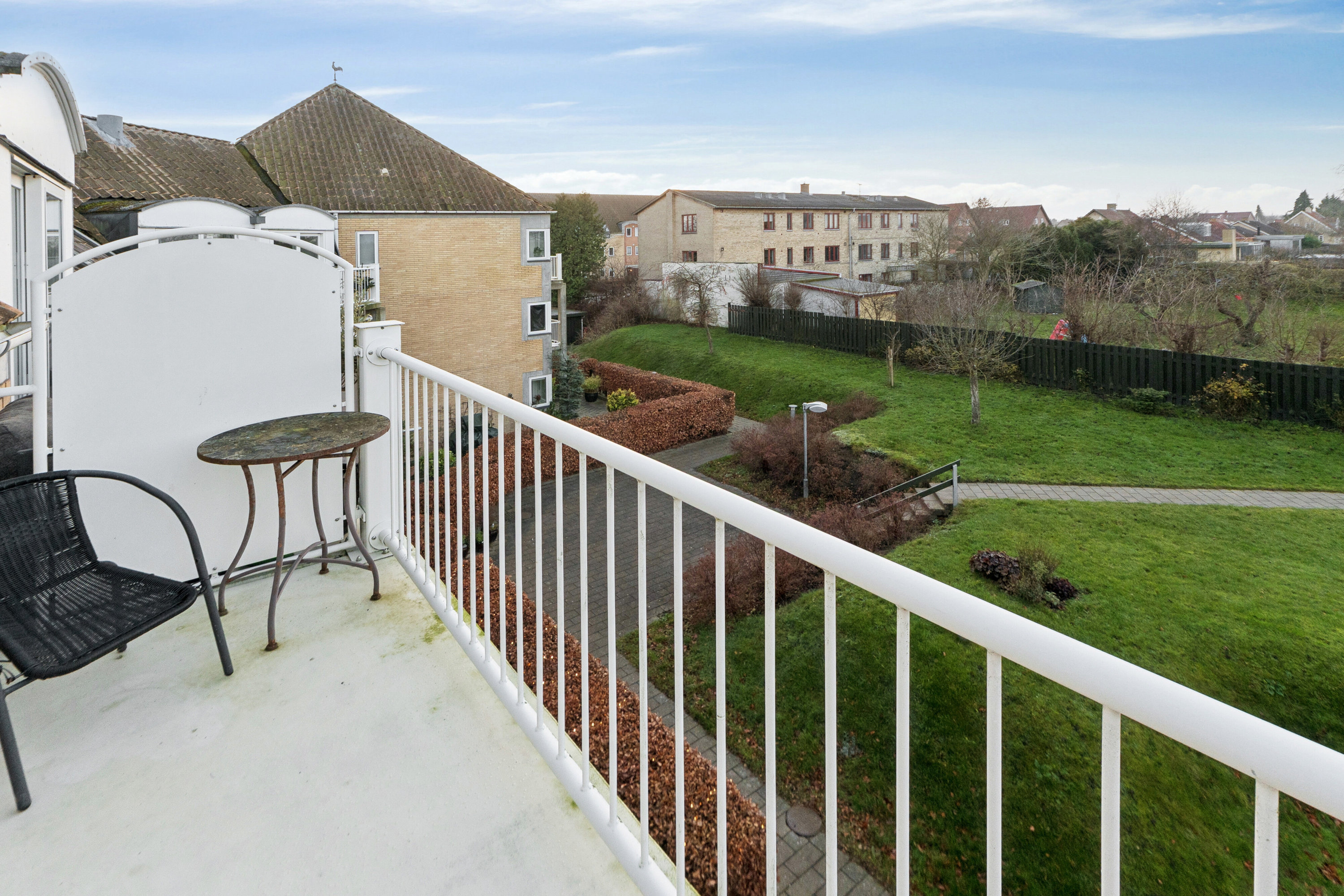 Miniaturebillede 2: altan. Billede af Bolystvej 1D, 2. tv., 2650 Hvidovre