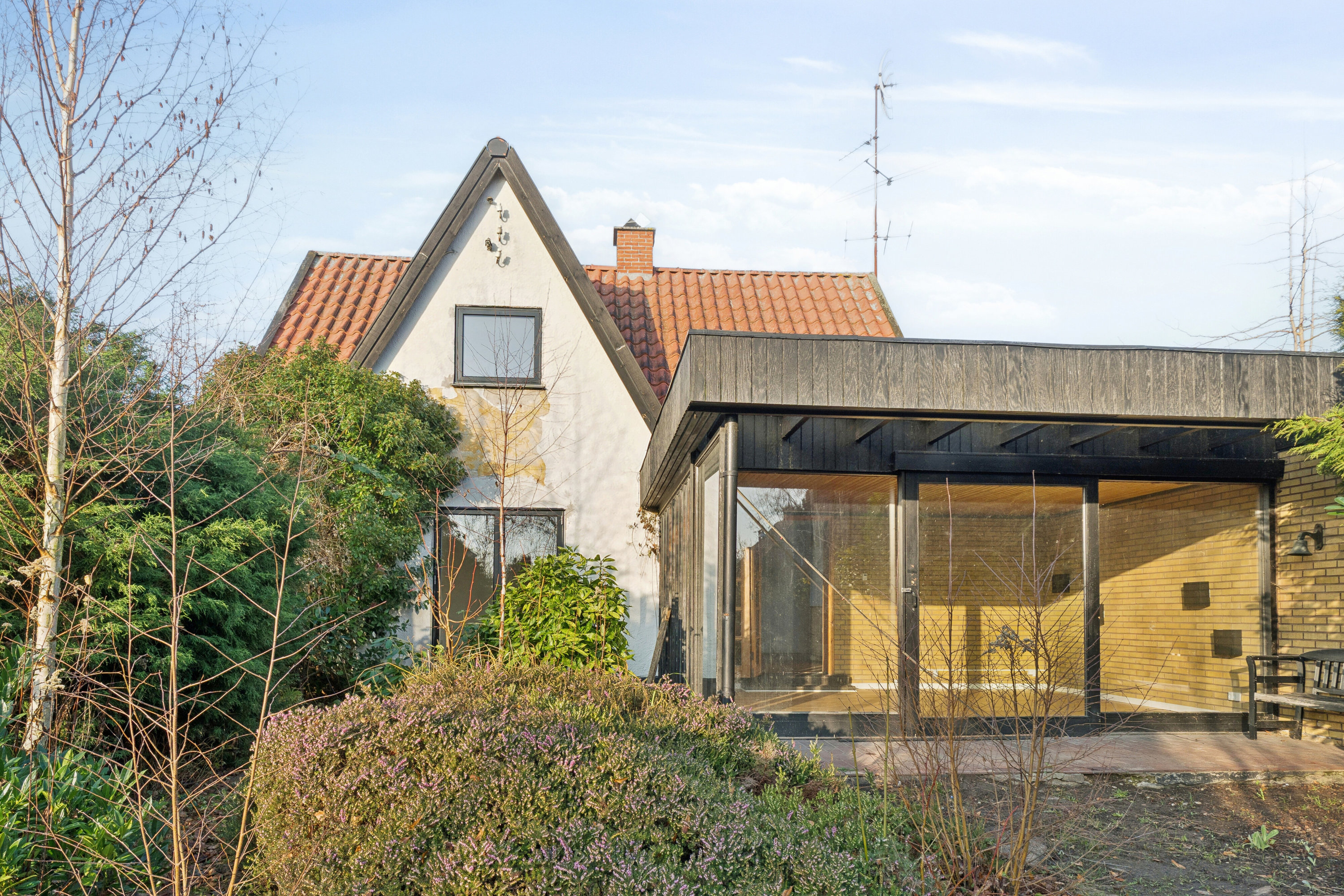 Fremhævet set fra haven billede i fuldskærmstilstand. Billede af Damhus Boulevard 74, 2610 Rødovre