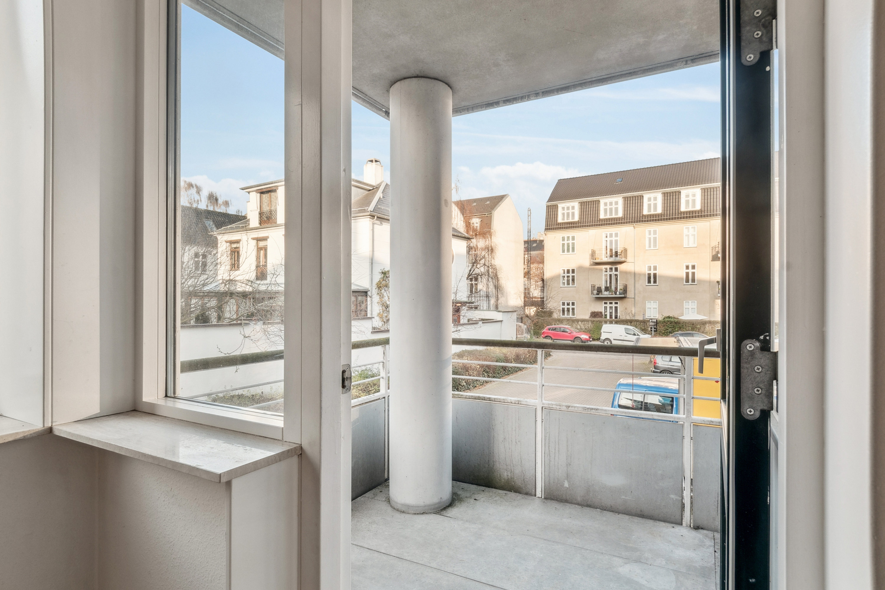 Fremhævet stue billede i fuldskærmstilstand. Billede af Sveasvej 8, st.. 3., 1917 Frederiksberg C