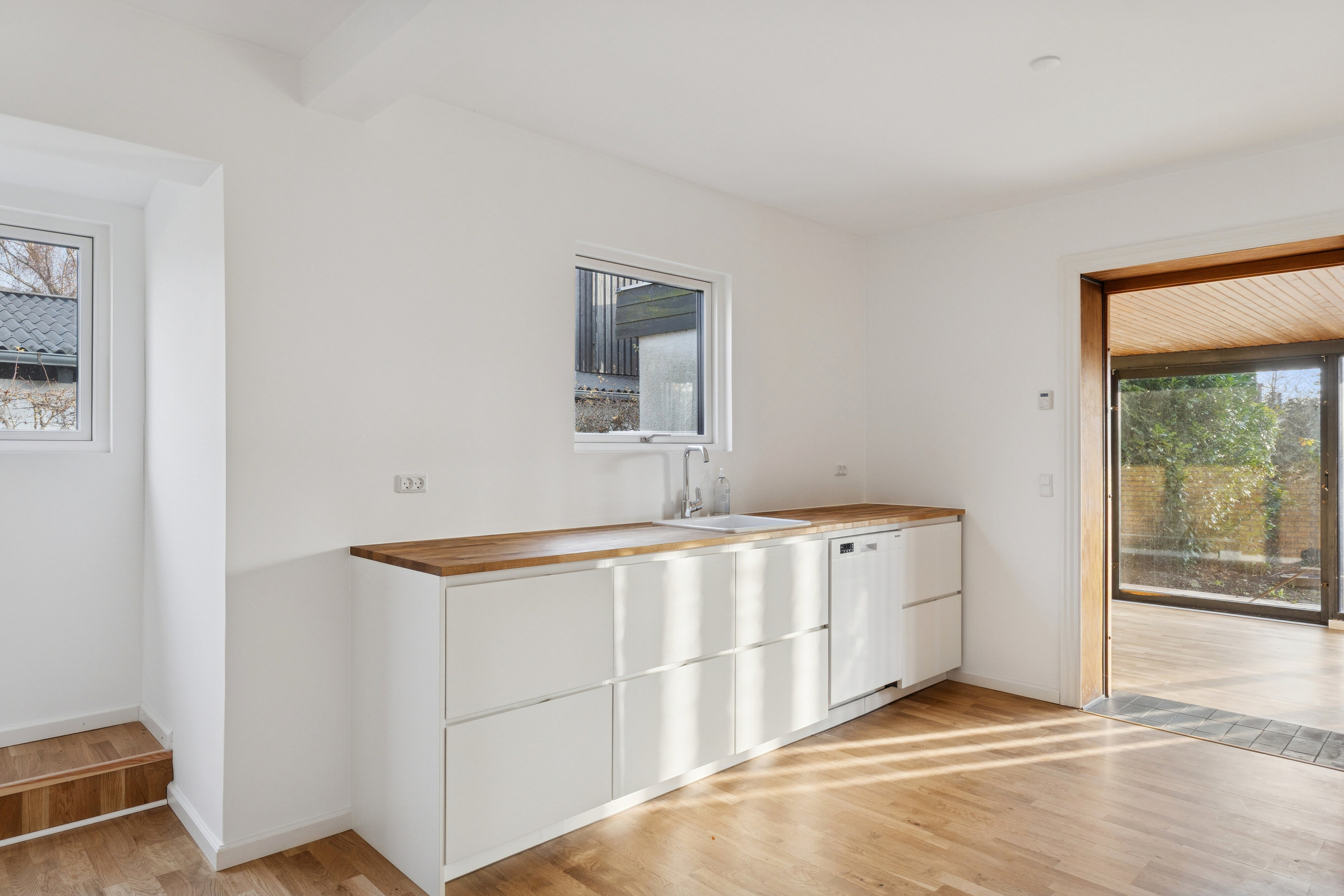 Fremhævet køkken billede i fuldskærmstilstand. Billede af Damhus Boulevard 74, 2610 Rødovre