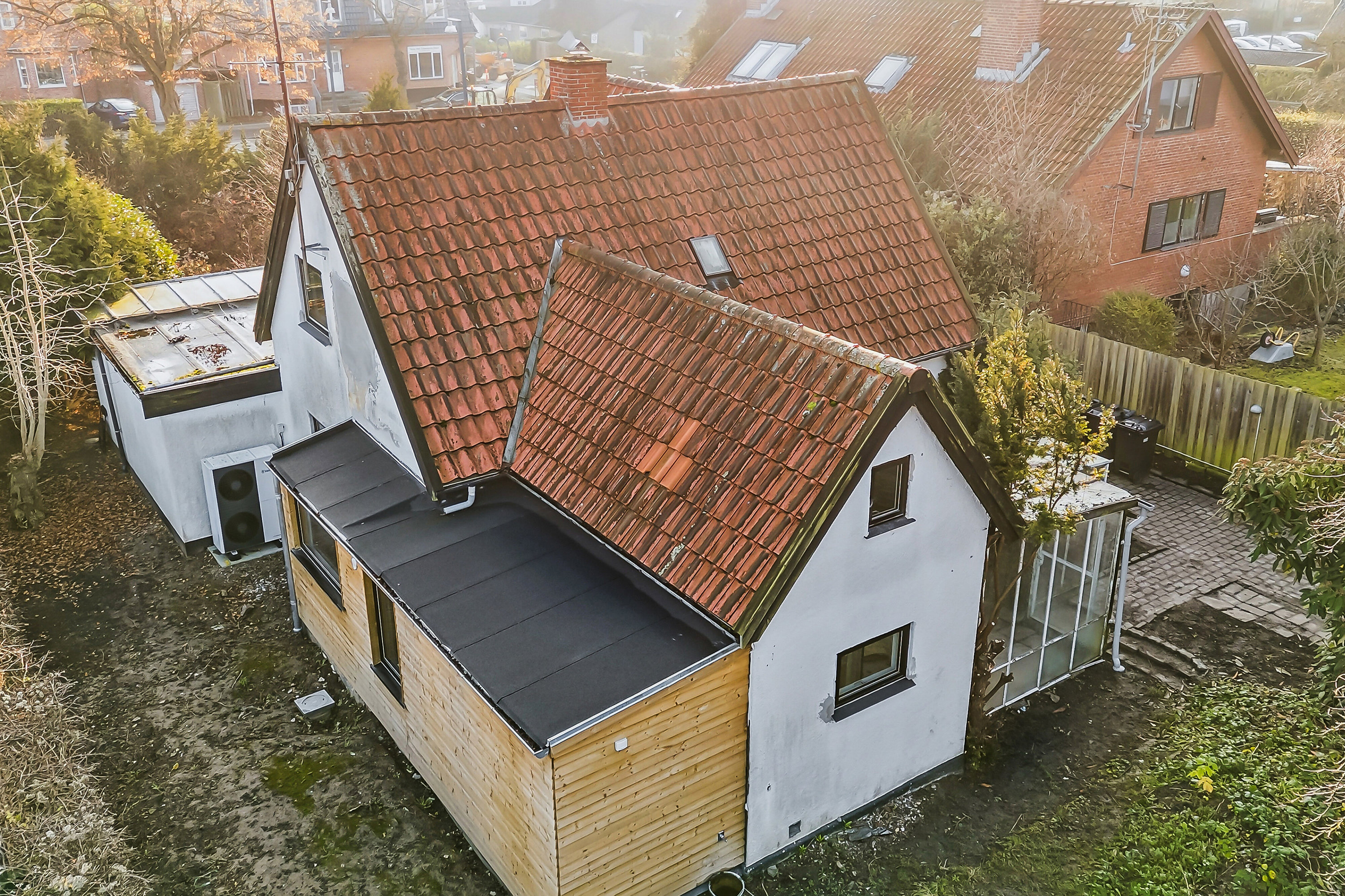 Fremhævet set fra haven billede i fuldskærmstilstand. Billede af Damhus Boulevard 74, 2610 Rødovre