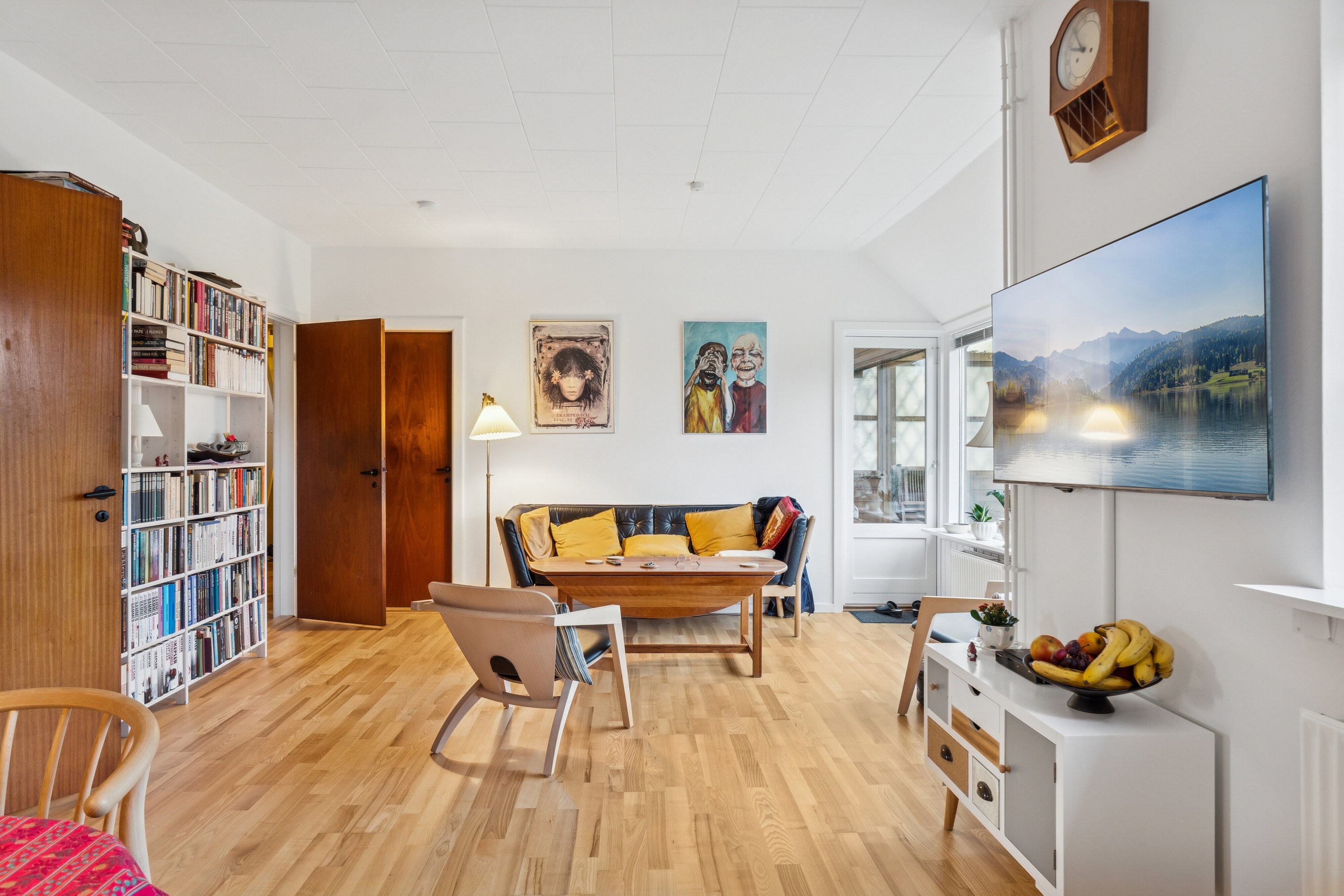 Fremhævet stue billede i fuldskærmstilstand. Billede af Vinkelvænget 22, 2610 Rødovre