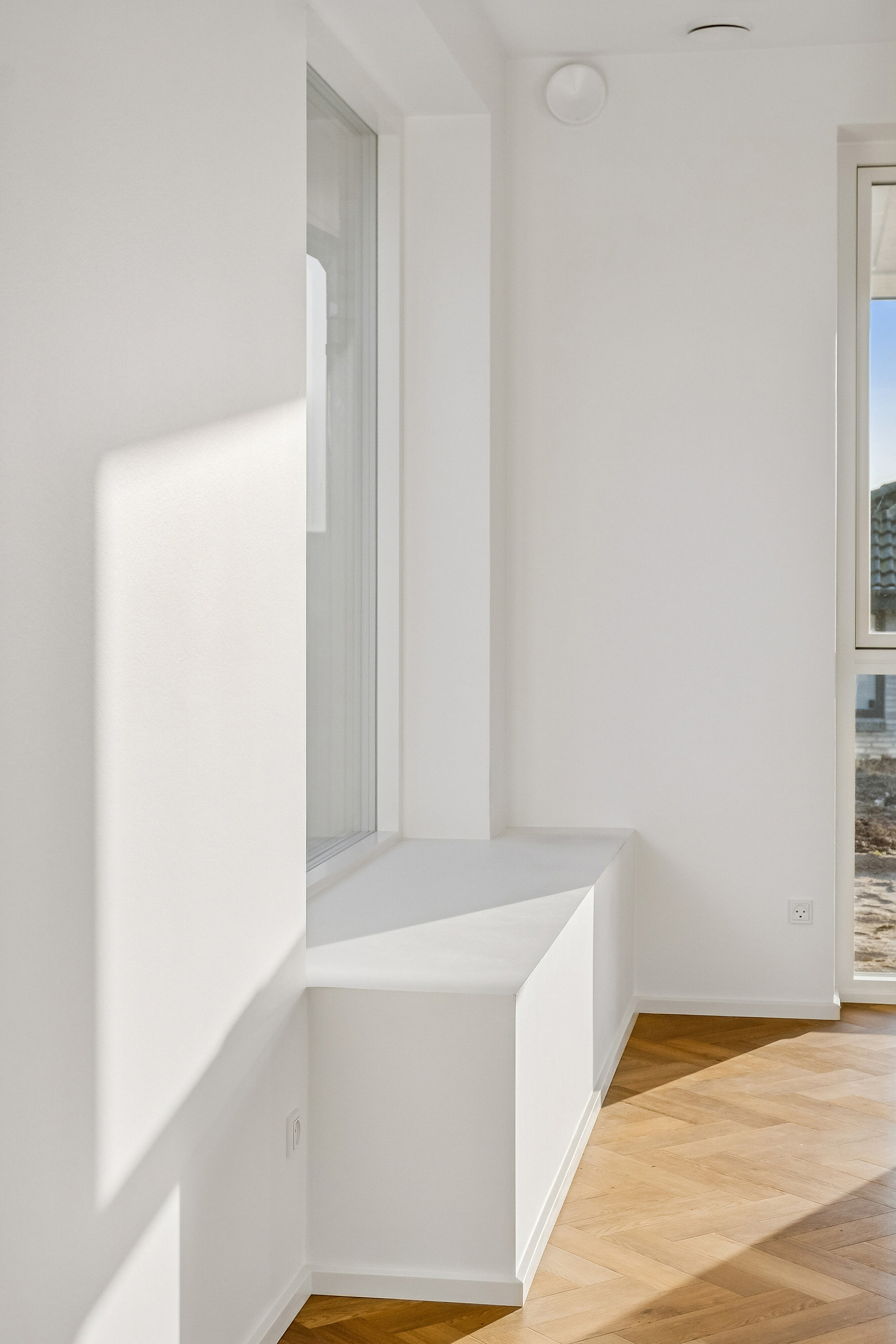 Fremhævet stue billede i fuldskærmstilstand. Billede af Kærsagrene 22, 4700 Næstved