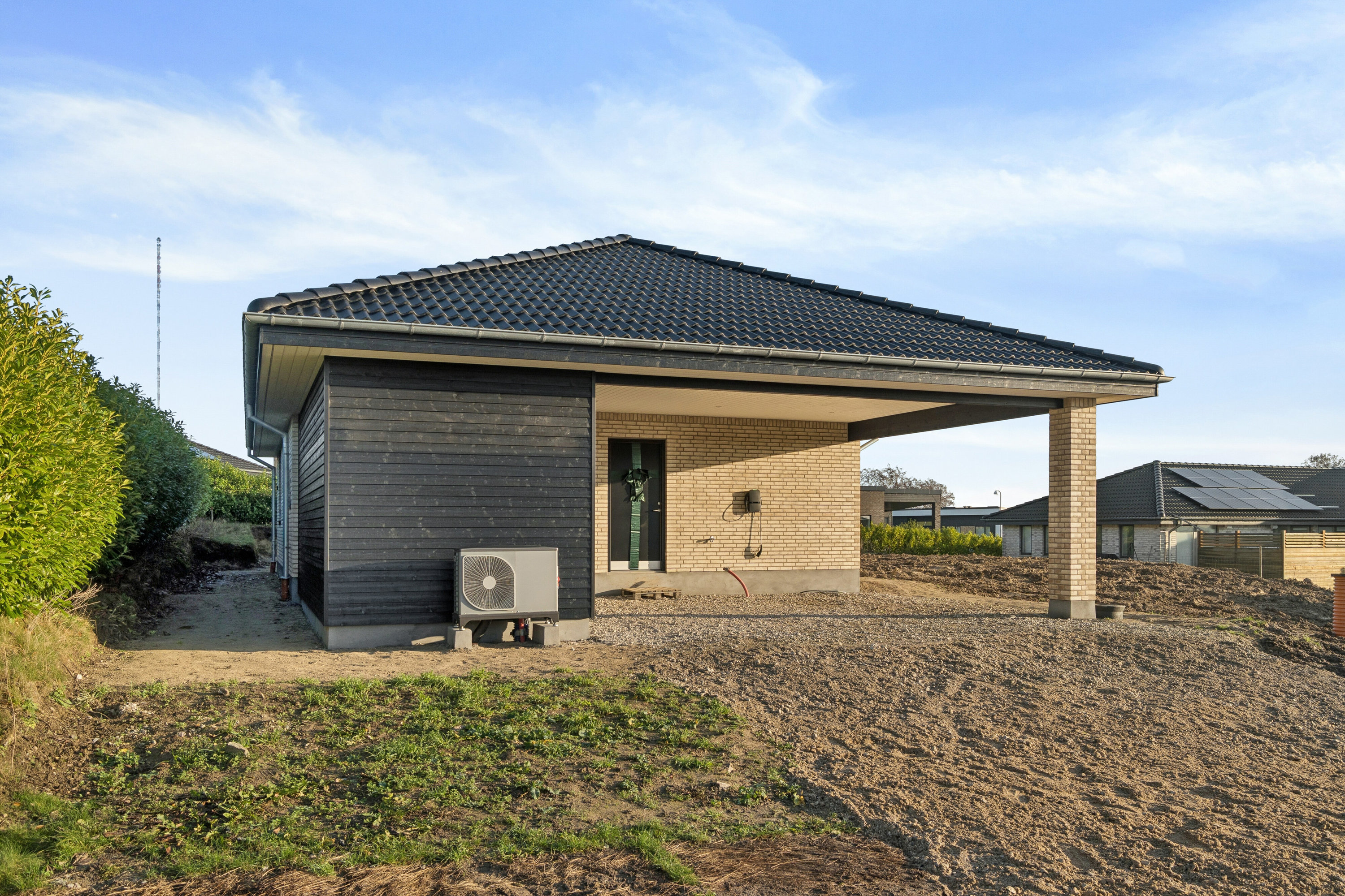 Fremhævet set fra vejen billede i fuldskærmstilstand. Billede af Kærsagrene 22, 4700 Næstved