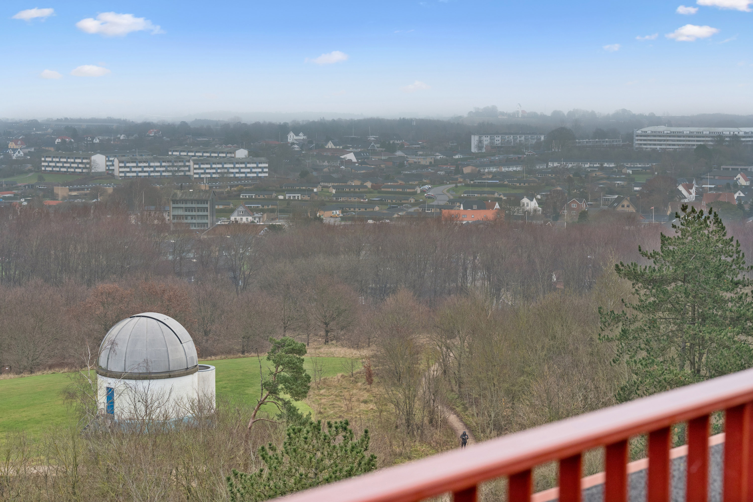 Miniaturebillede 1: udsigt. Billede af Egeparken 3, 10. tv., 9000 Aalborg