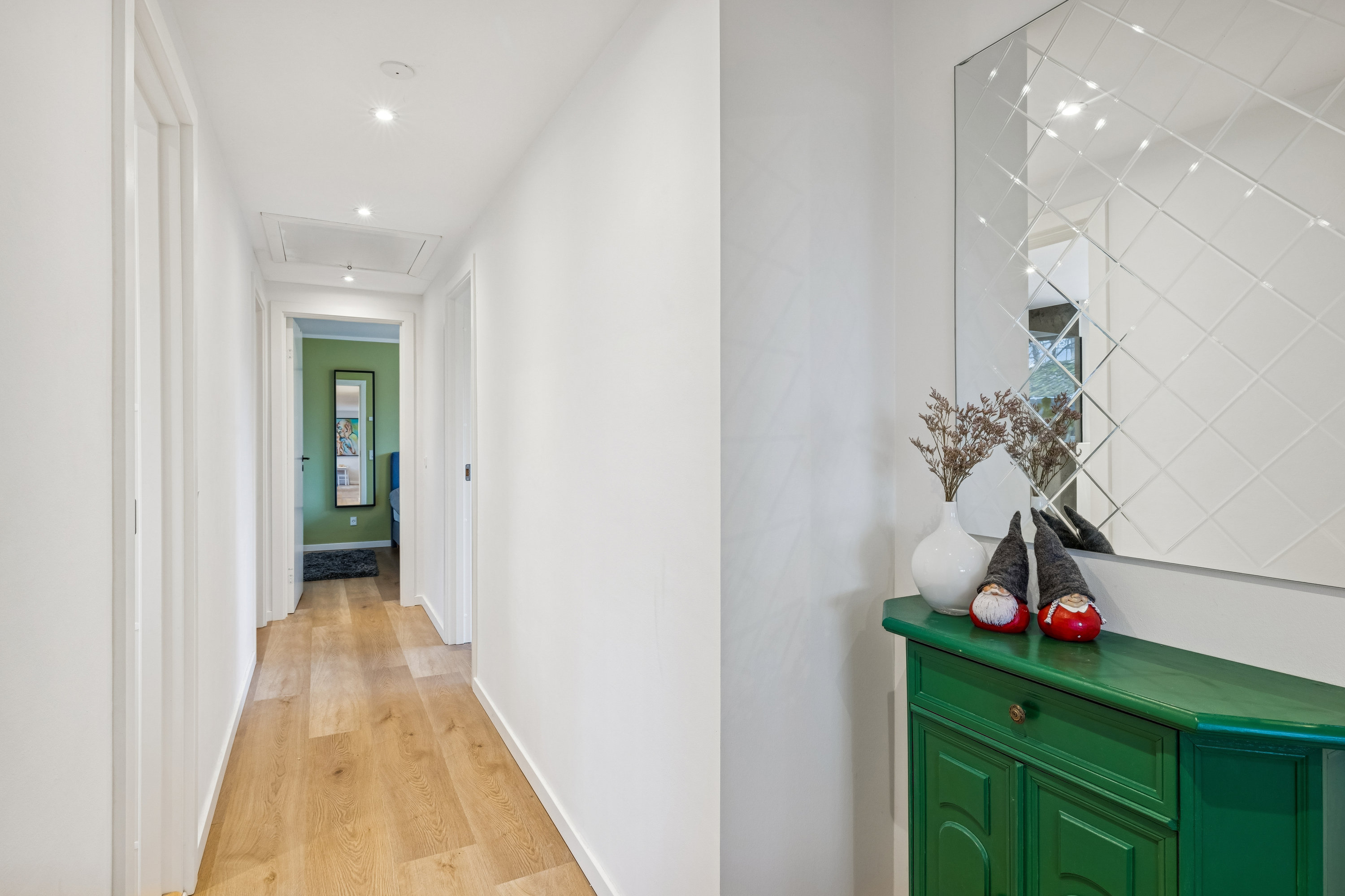 Fremhævet gang billede i fuldskærmstilstand. Billede af Sanatorievej 12, Studstrup, 8541 Skødstrup