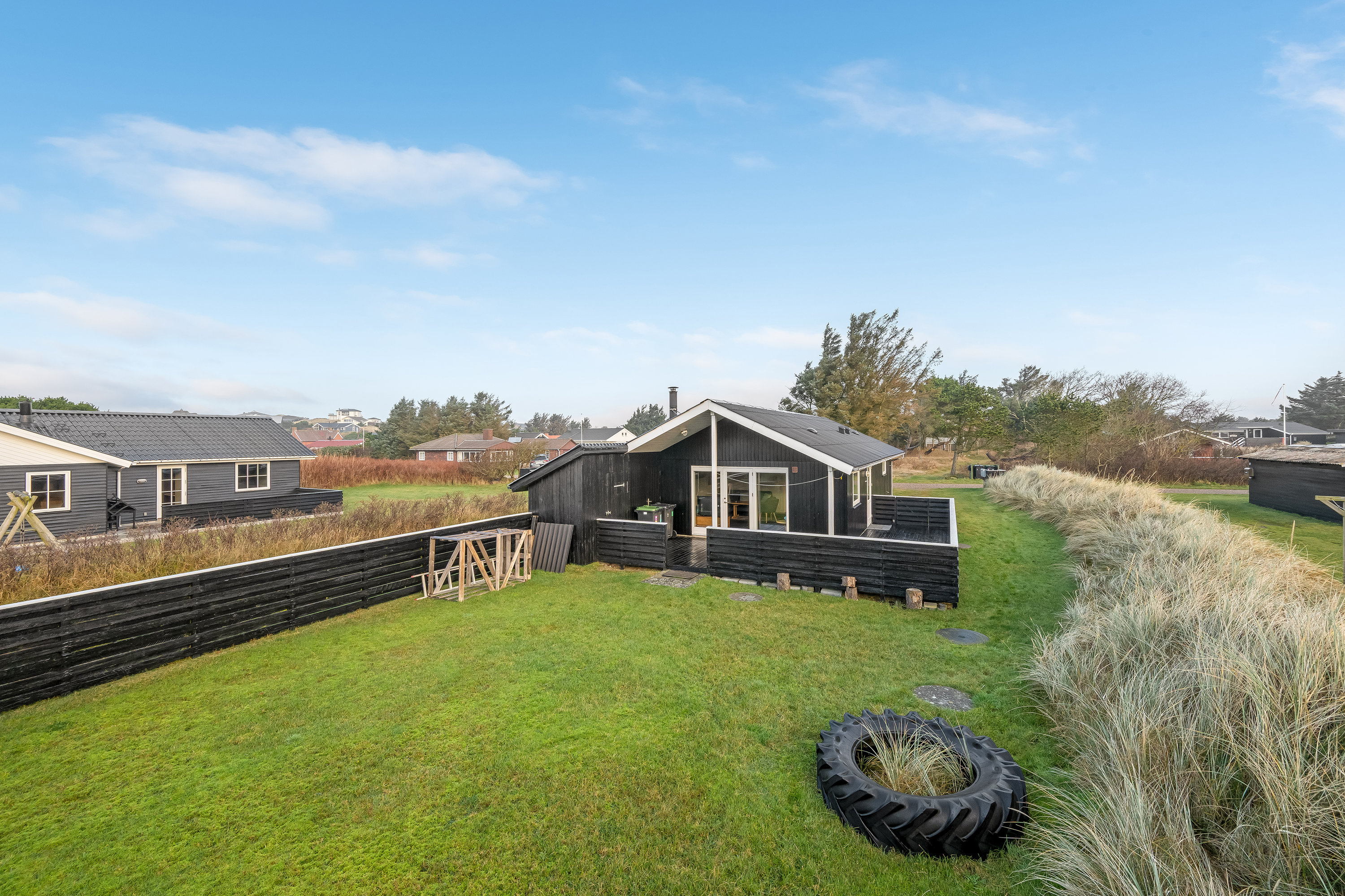 Miniaturebillede 2: facade. Billede af Rylevej 7, Henne Strand, 6854 Henne