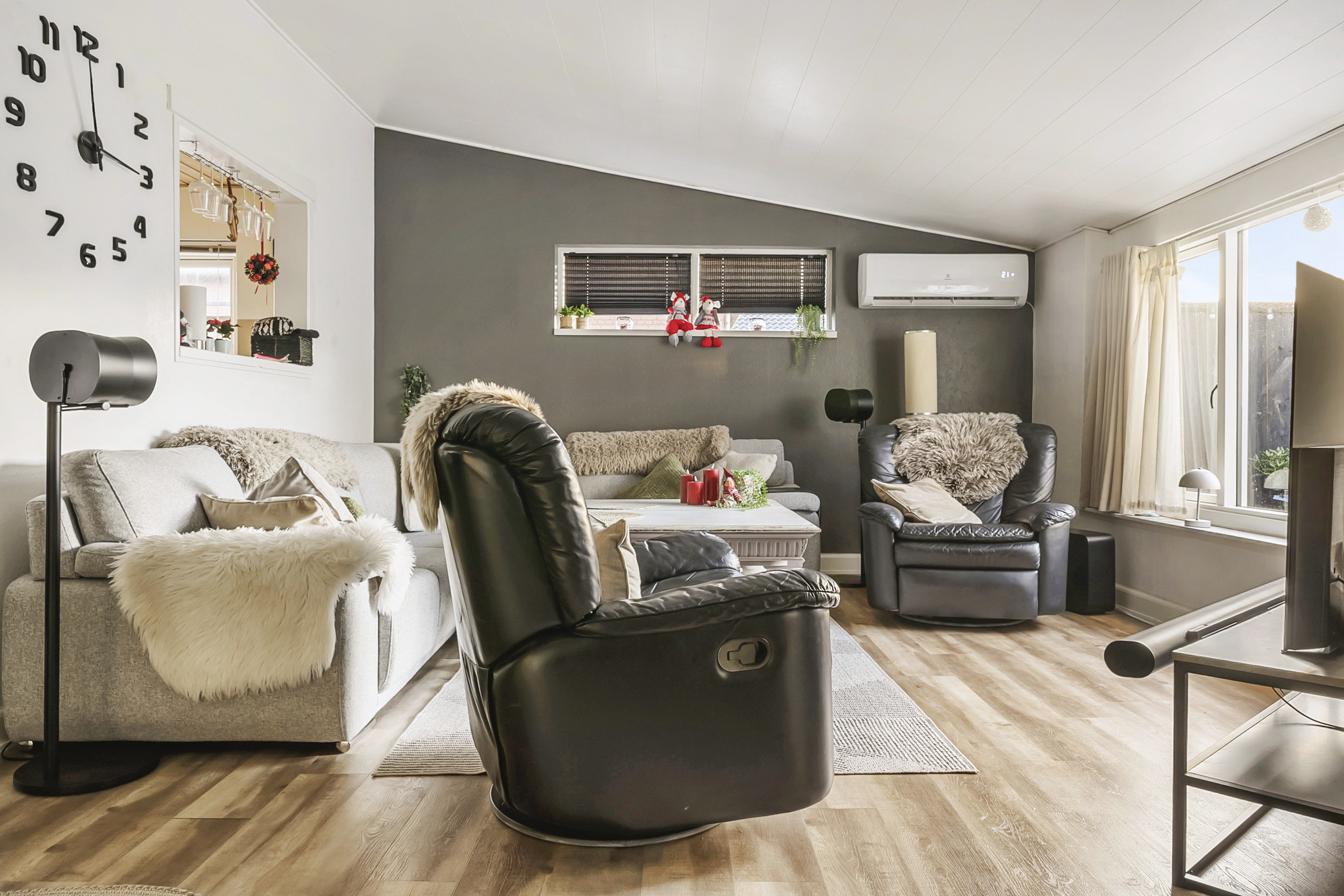 Fremhævet stue billede i fuldskærmstilstand. Billede af Dyrehegnet 49, 4220 Korsør