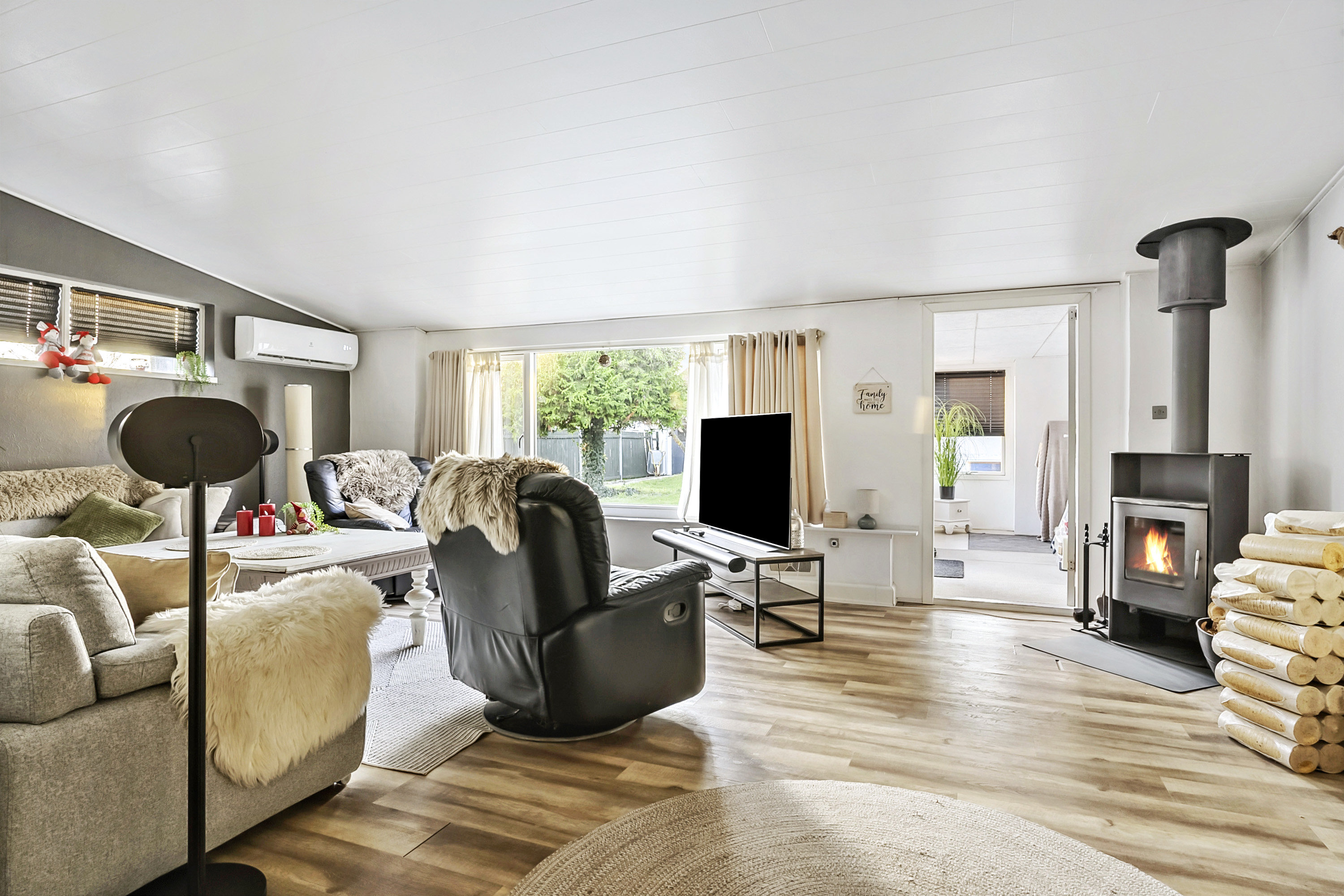 Miniaturebillede 2: stue. Billede af Dyrehegnet 49, 4220 Korsør