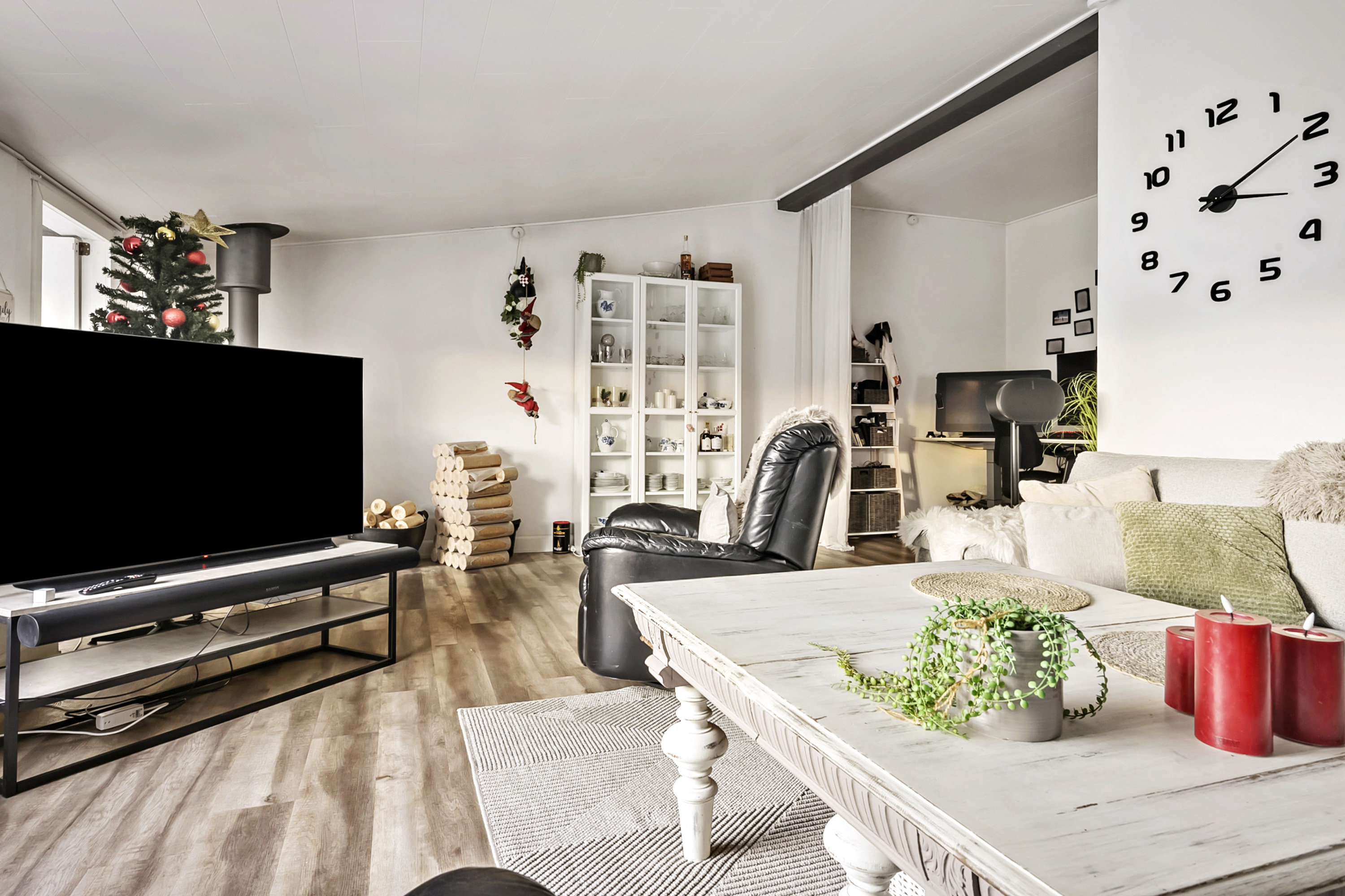 Fremhævet stue billede i fuldskærmstilstand. Billede af Dyrehegnet 49, 4220 Korsør