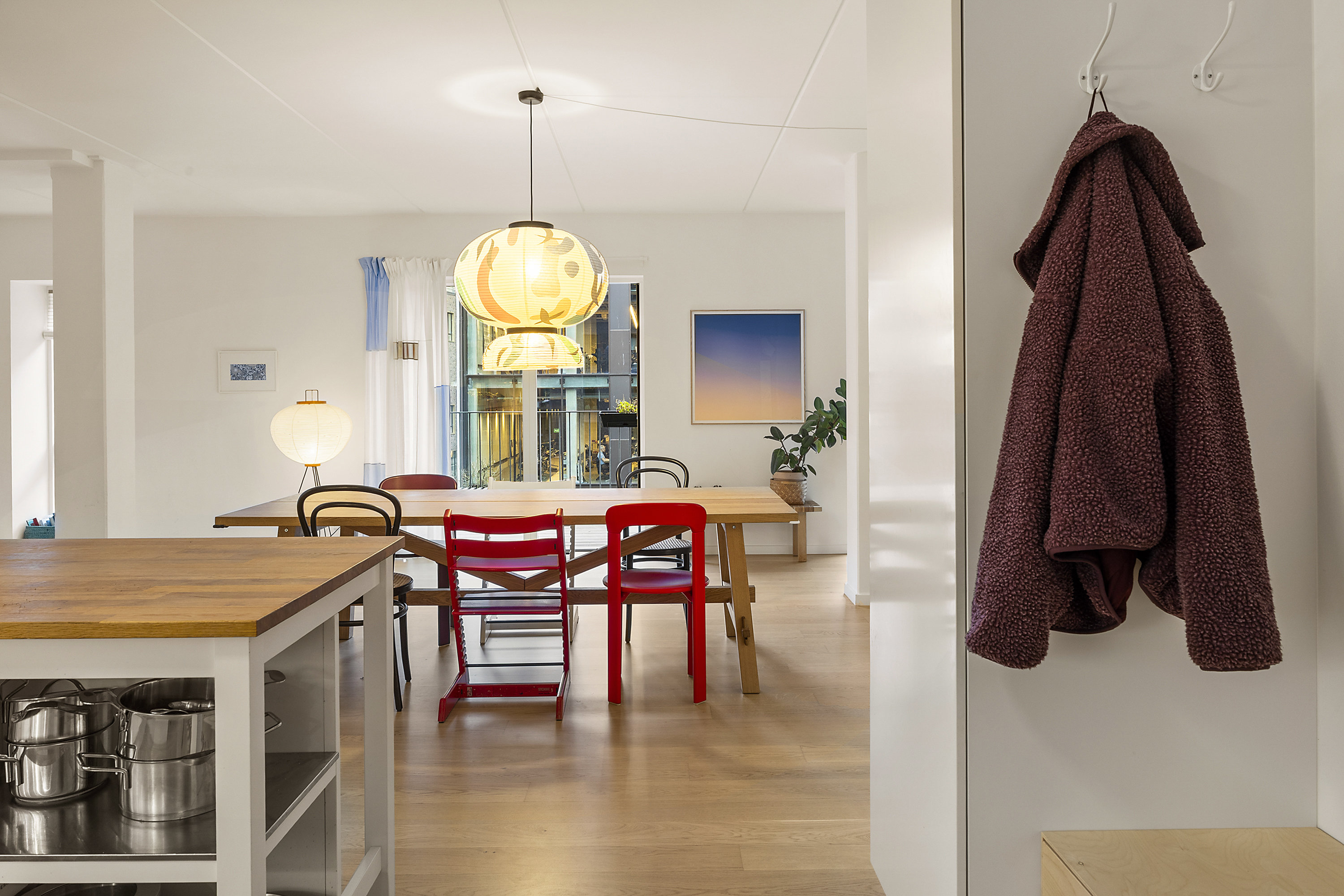 Fremhævet entré billede i fuldskærmstilstand. Billede af Bag Elefanterne 27, 2. th., 1799 København V