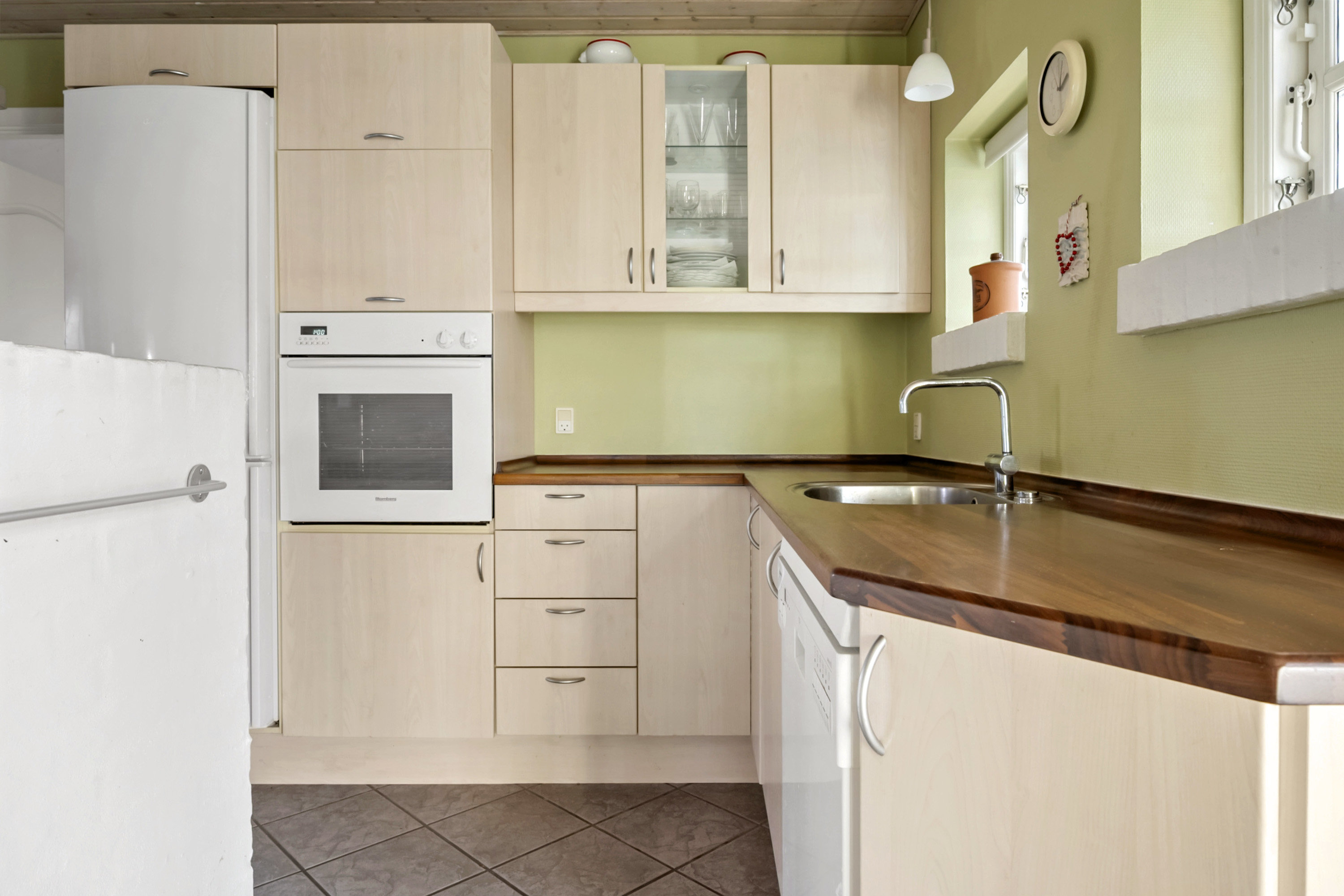 Fremhævet køkken billede i fuldskærmstilstand. Billede af Højen 5, Korsør Syd, 4220 Korsør