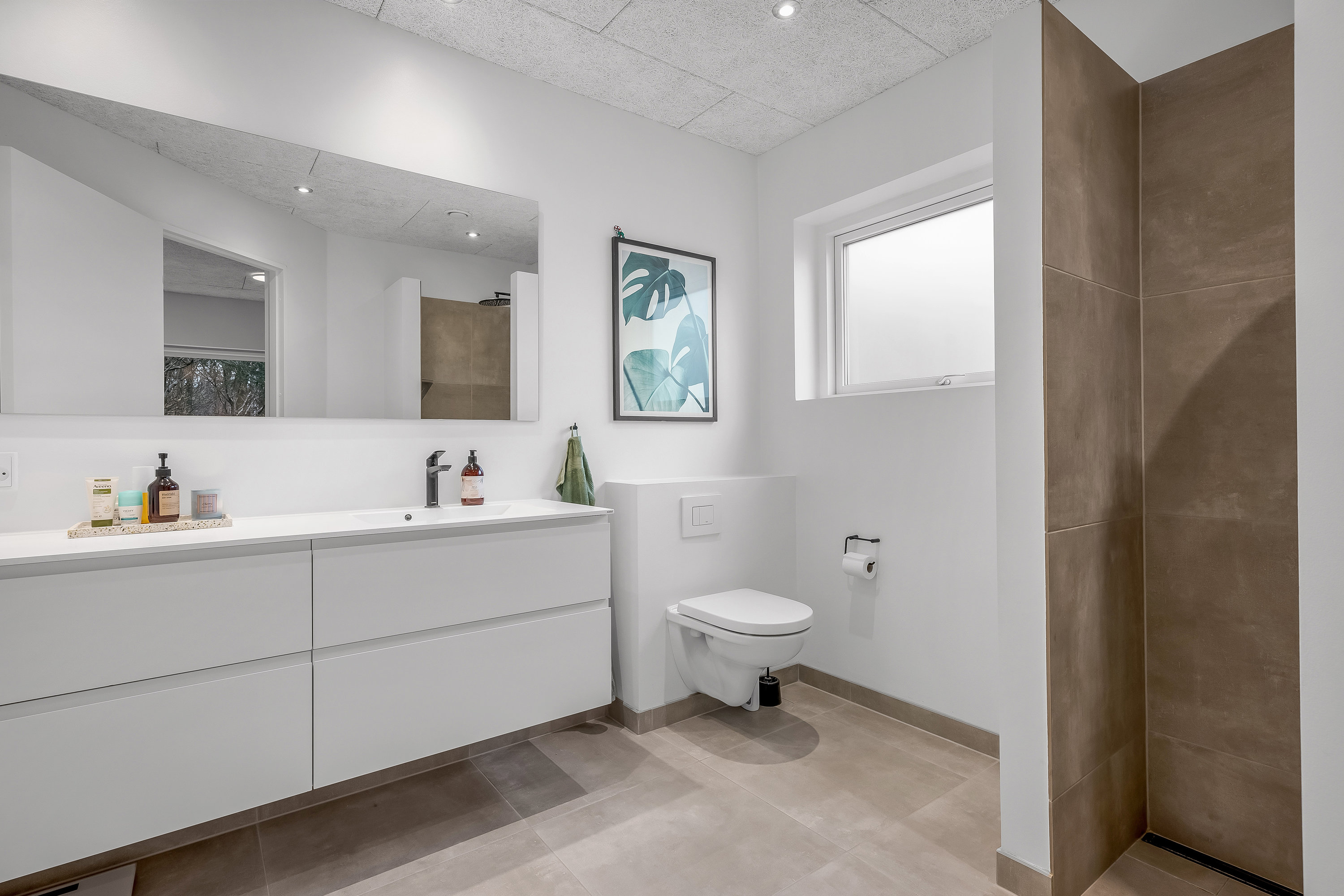 Fremhævet badeværelse billede i fuldskærmstilstand. Billede af Suensonsvej 46, 7500 Holstebro