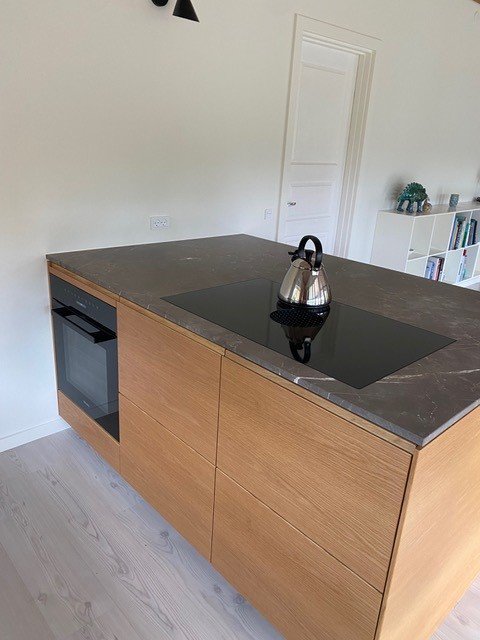 Fremhævet køkkenalrum billede i fuldskærmstilstand. Billede af Egelunden 28, Tollerup, 3370 Melby