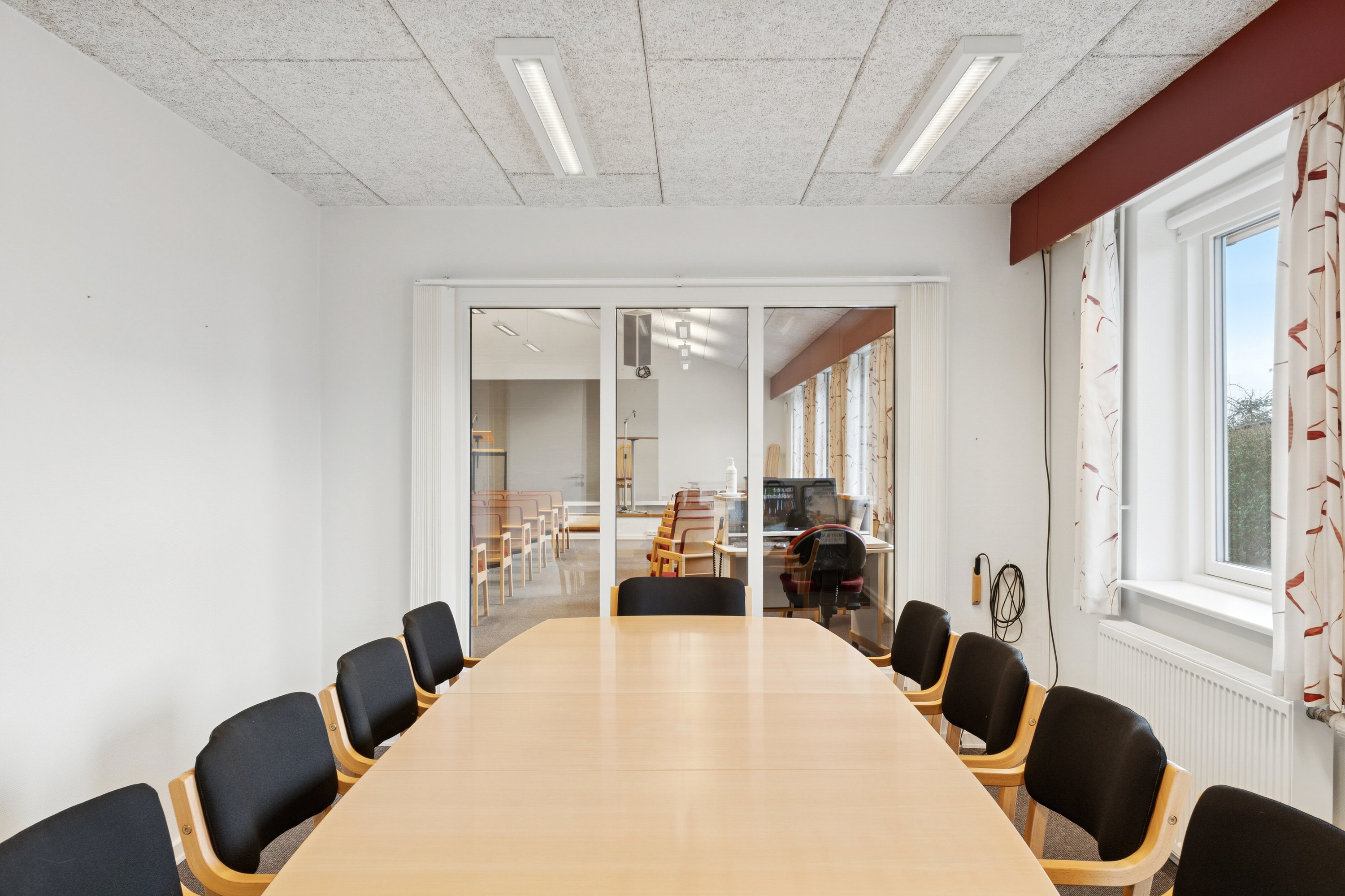 Fremhævet kontor m møderum billede i fuldskærmstilstand. Billede af Søndergade 47, 7760 Hurup Thy