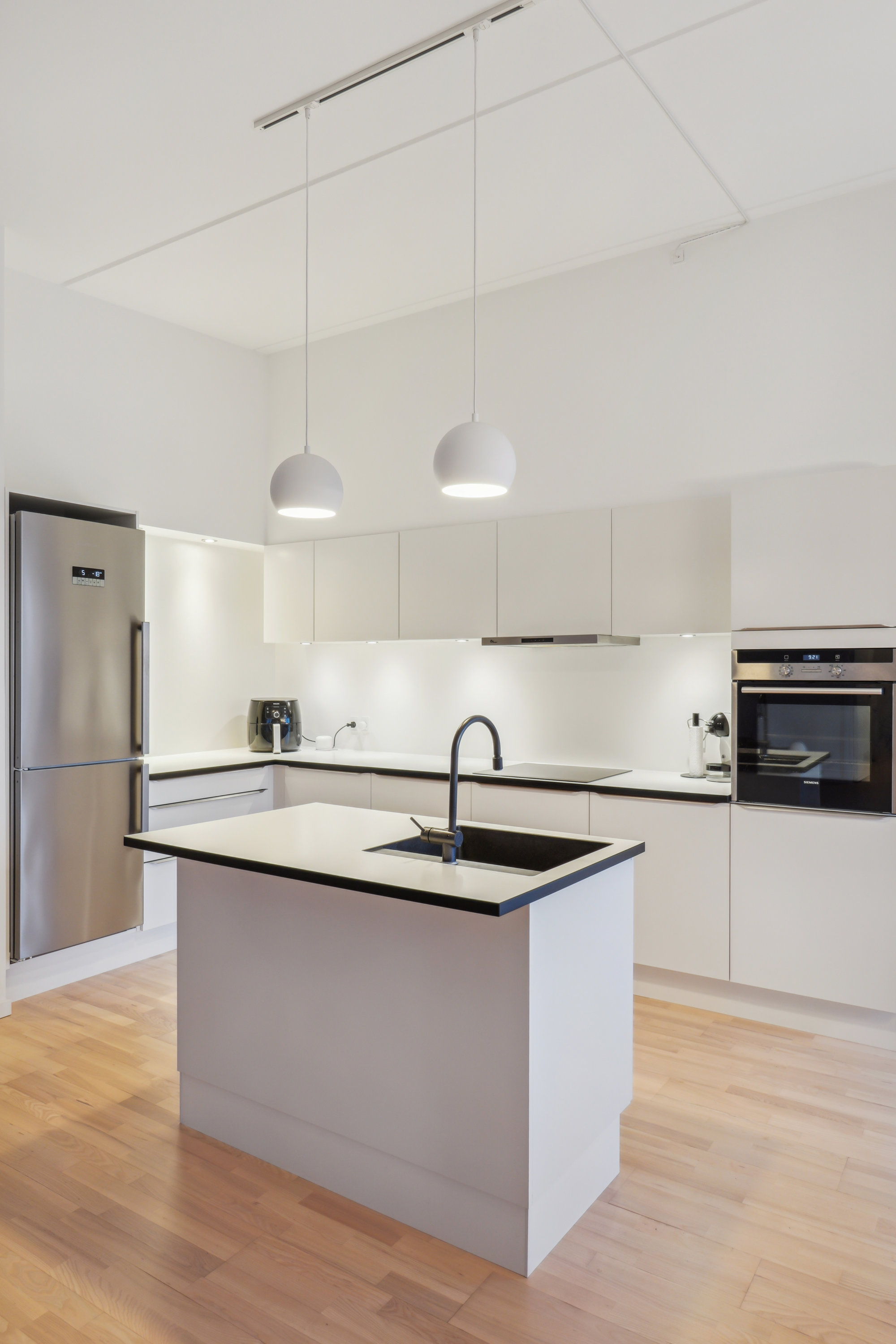 Fremhævet køkken-alrum billede i fuldskærmstilstand. Billede af Kridtsløjfen 21, 5. 4., 9000 Aalborg