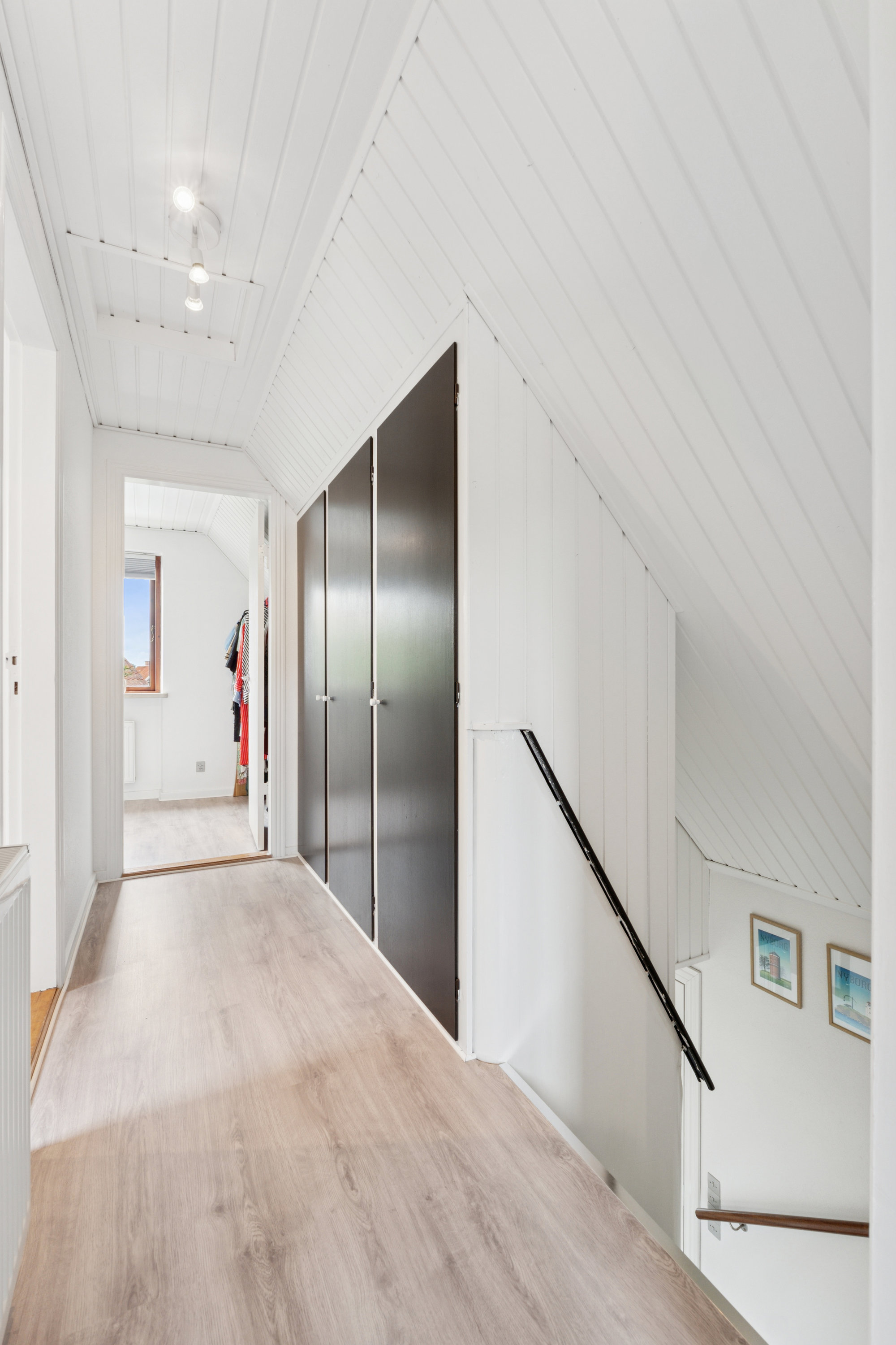 Fremhævet gang billede i fuldskærmstilstand. Billede af Lundsvej 2, 5800 Nyborg